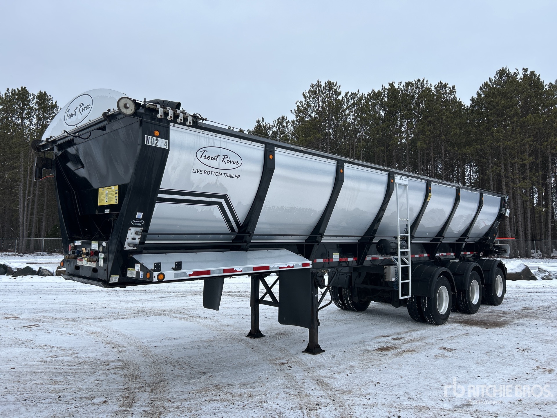 General Appearance with Featured Photo