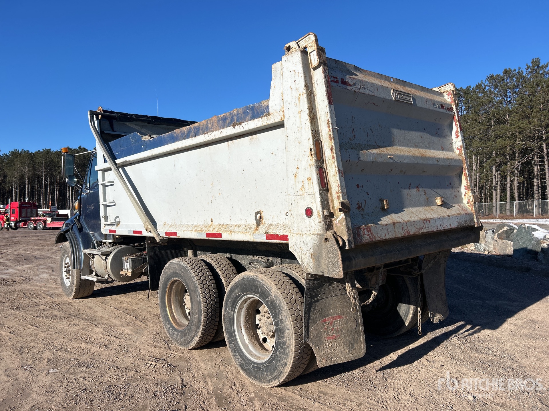 General Appearance with Imagen: esquina trasera izquierda