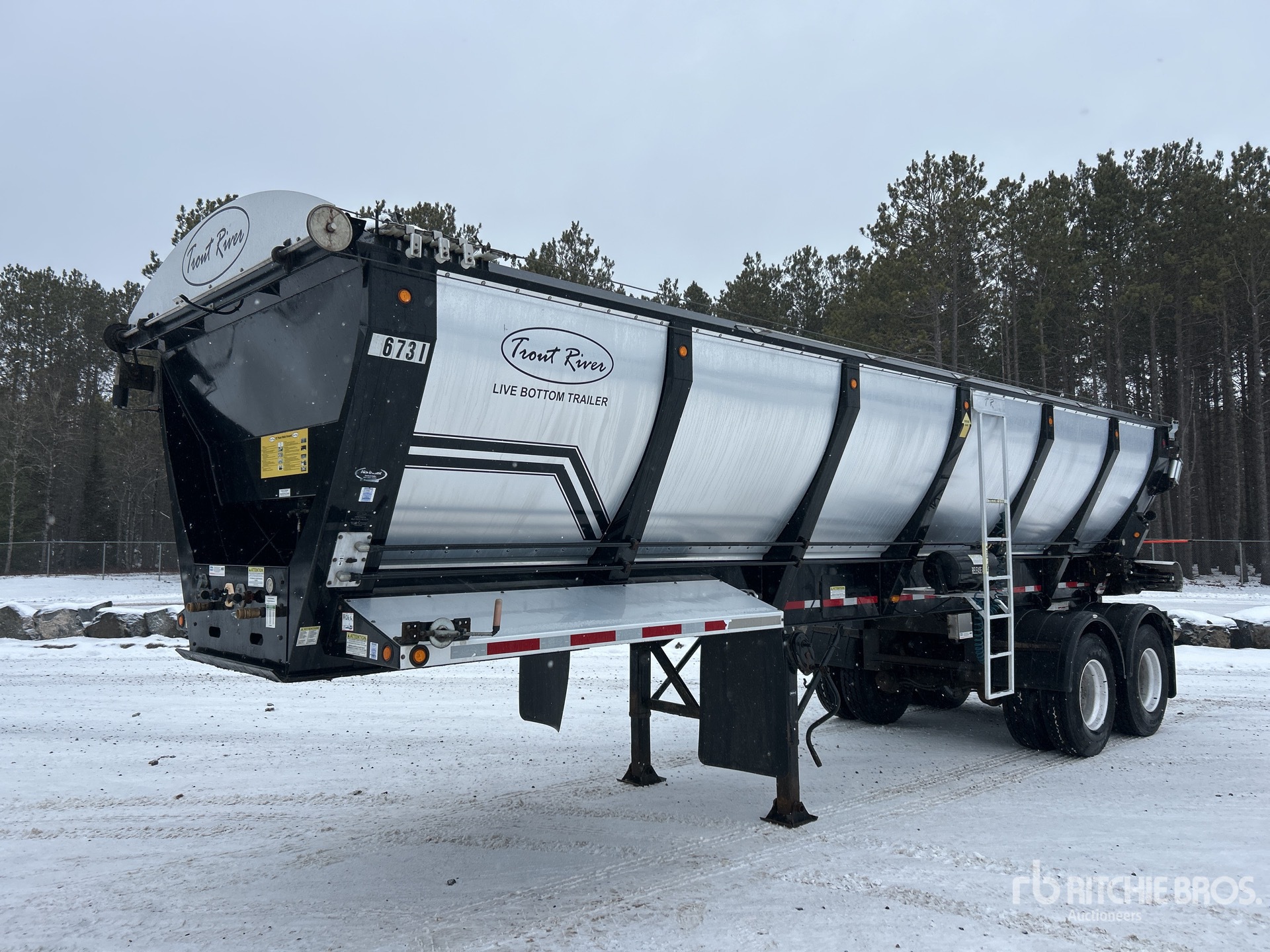 General Appearance with Featured Photo