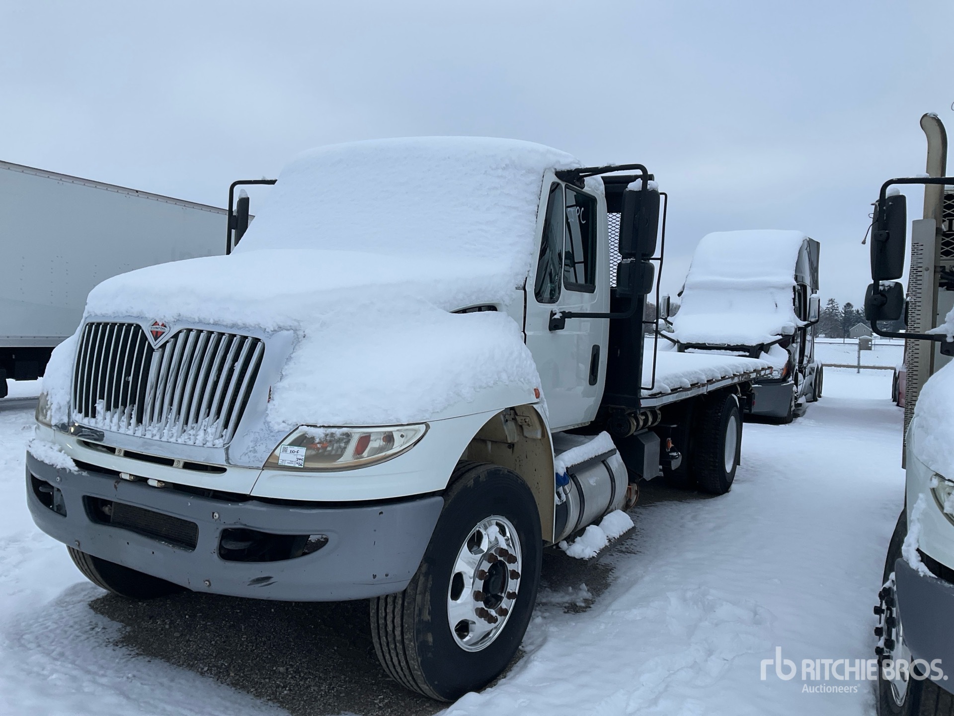 General Appearance with Featured Photo