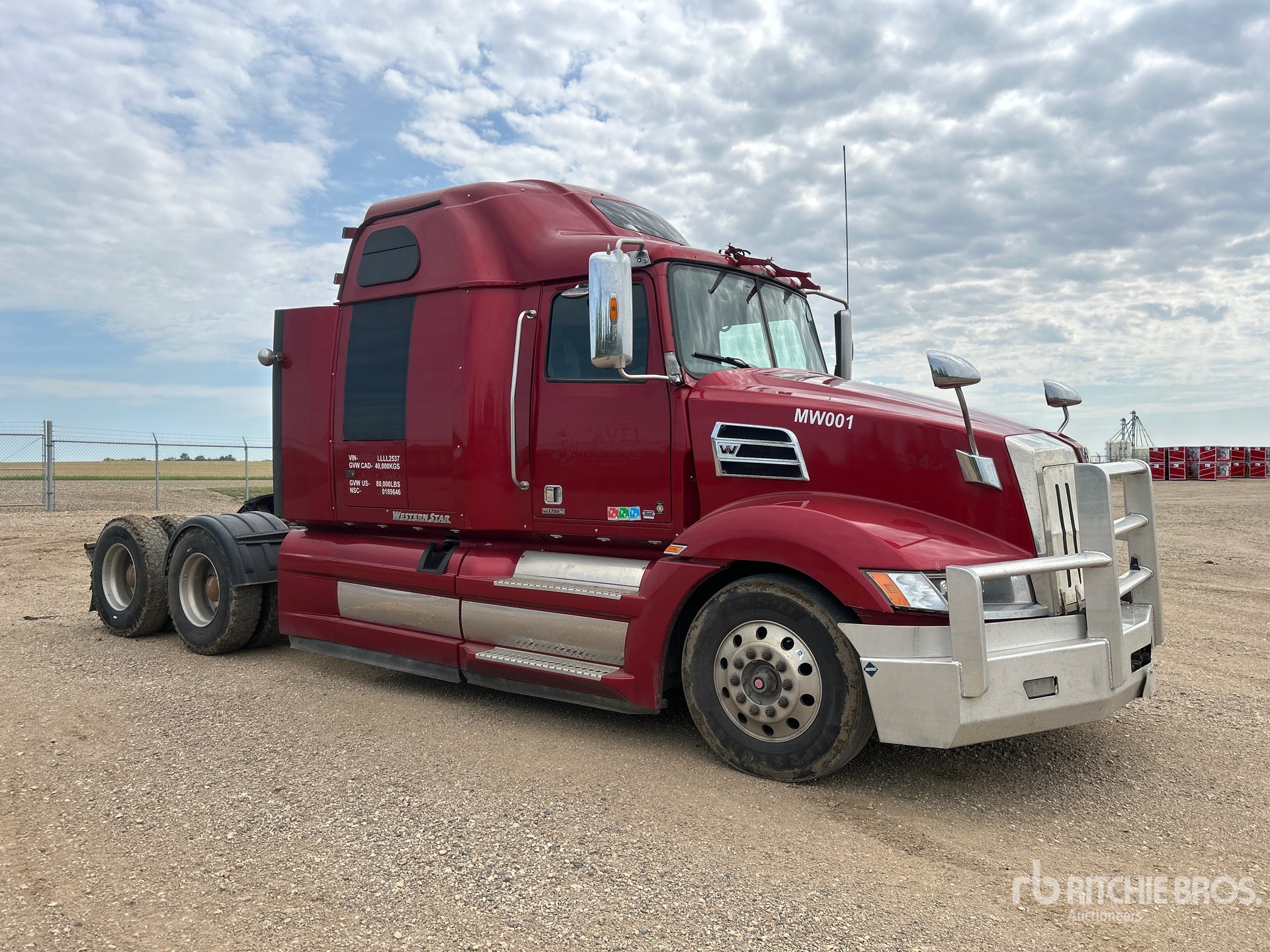 Aspect général with Image, coin avant droit