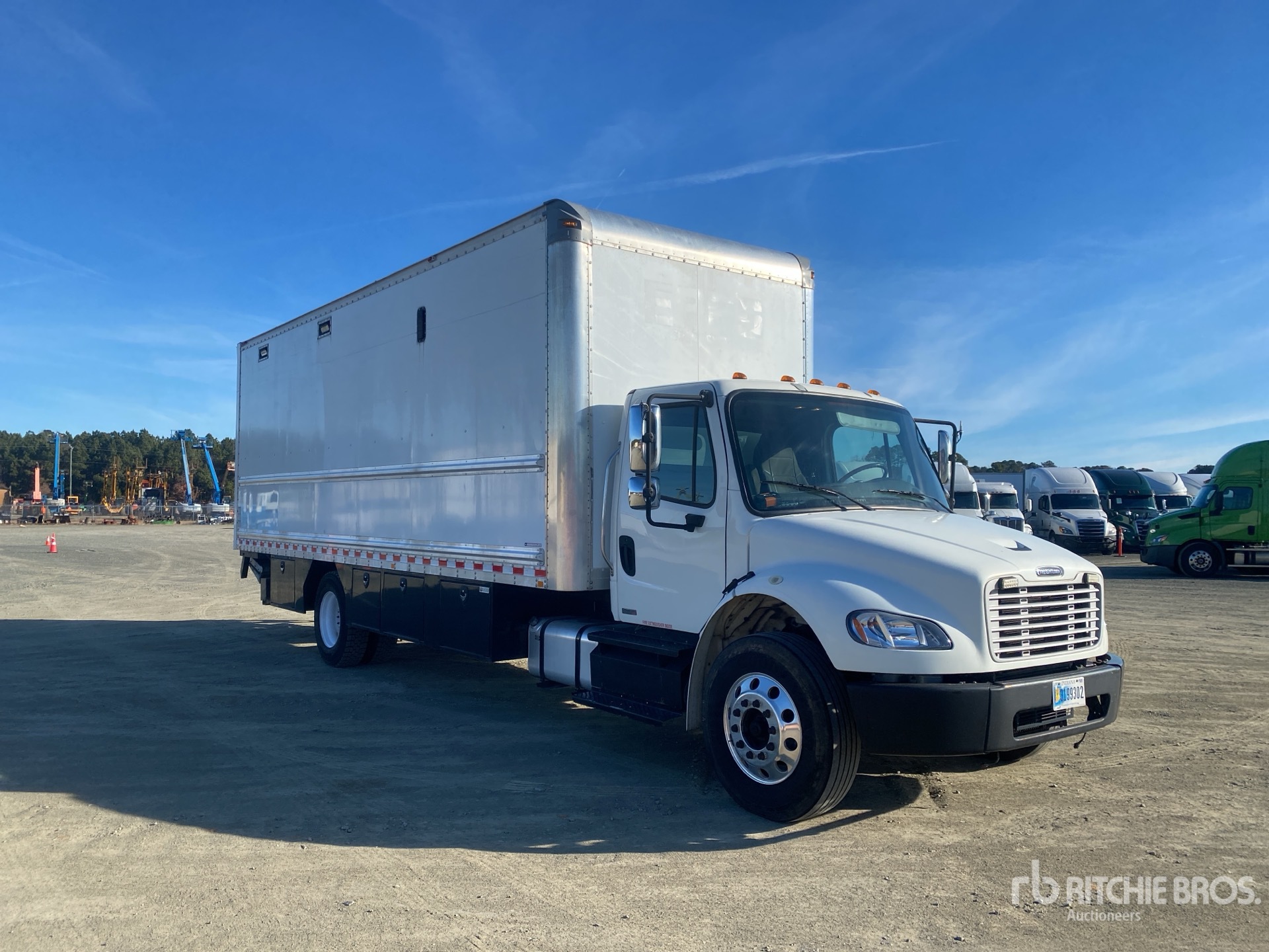 General Appearance with Image, coin avant droit