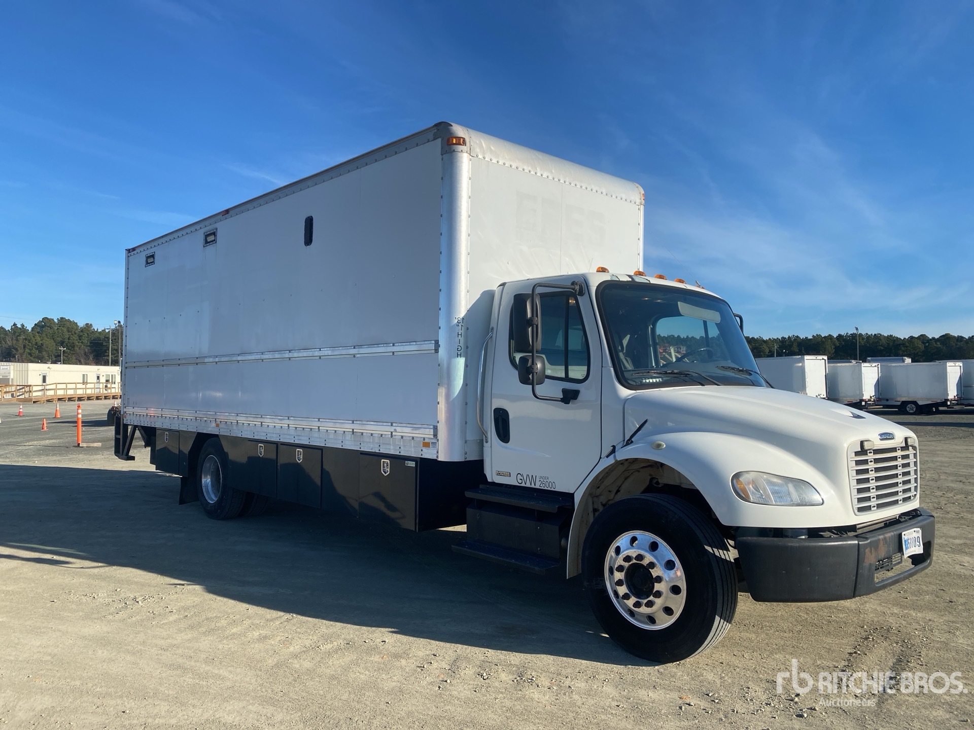 General Appearance with Image, coin avant droit