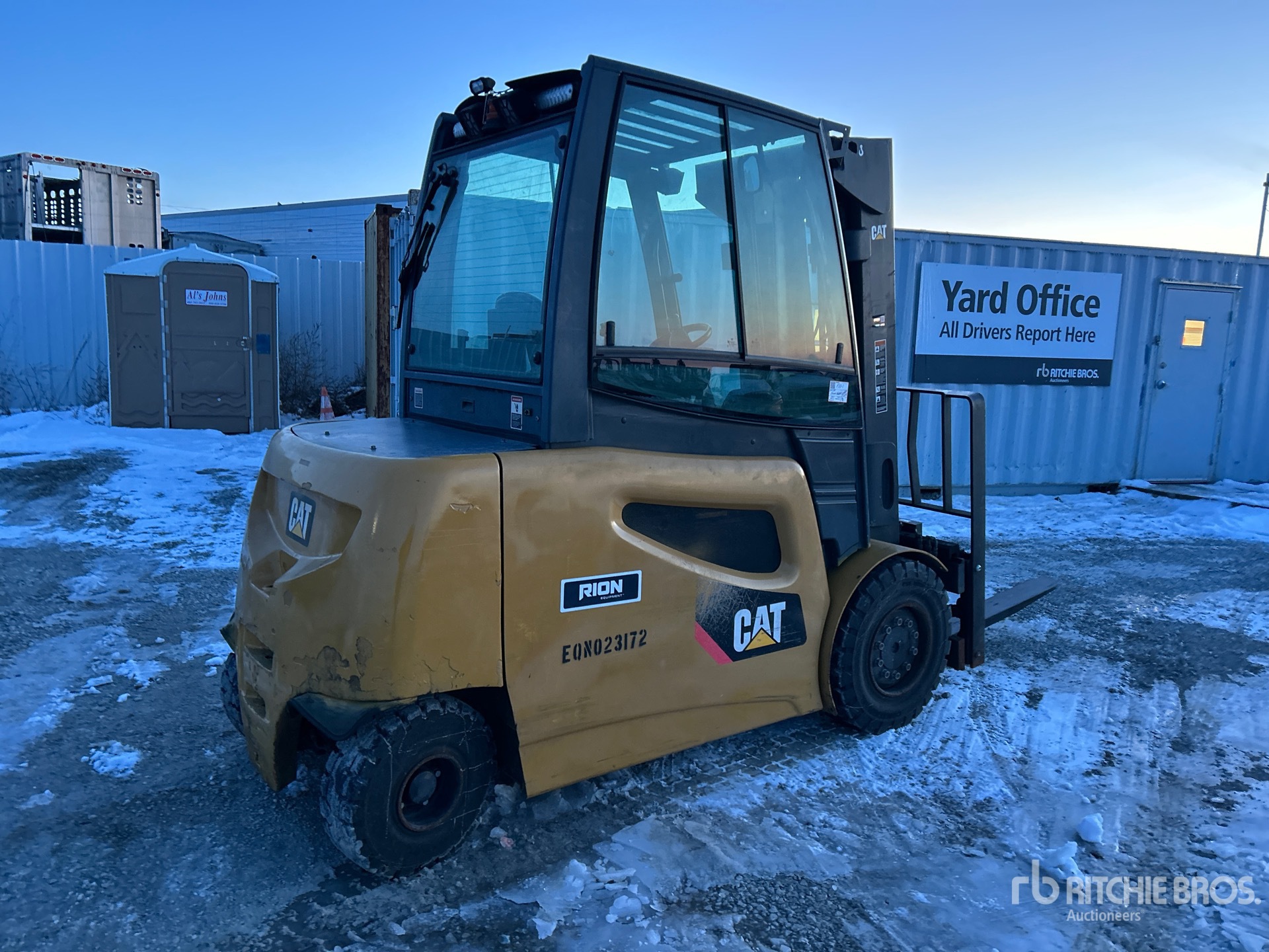 General Appearance with Picture, Right Rear Corner