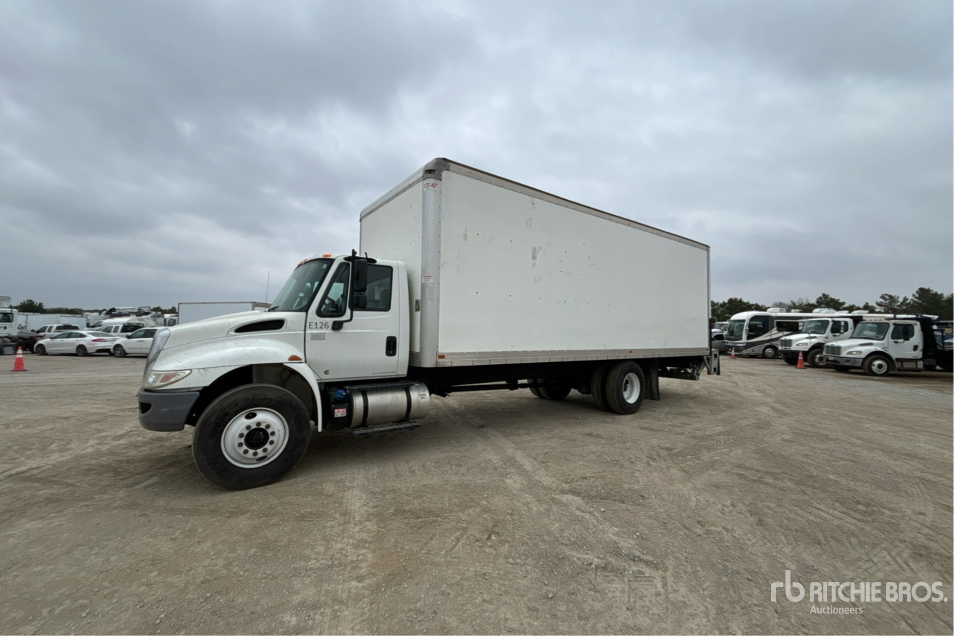 General Appearance with Picture, Left Front Corner