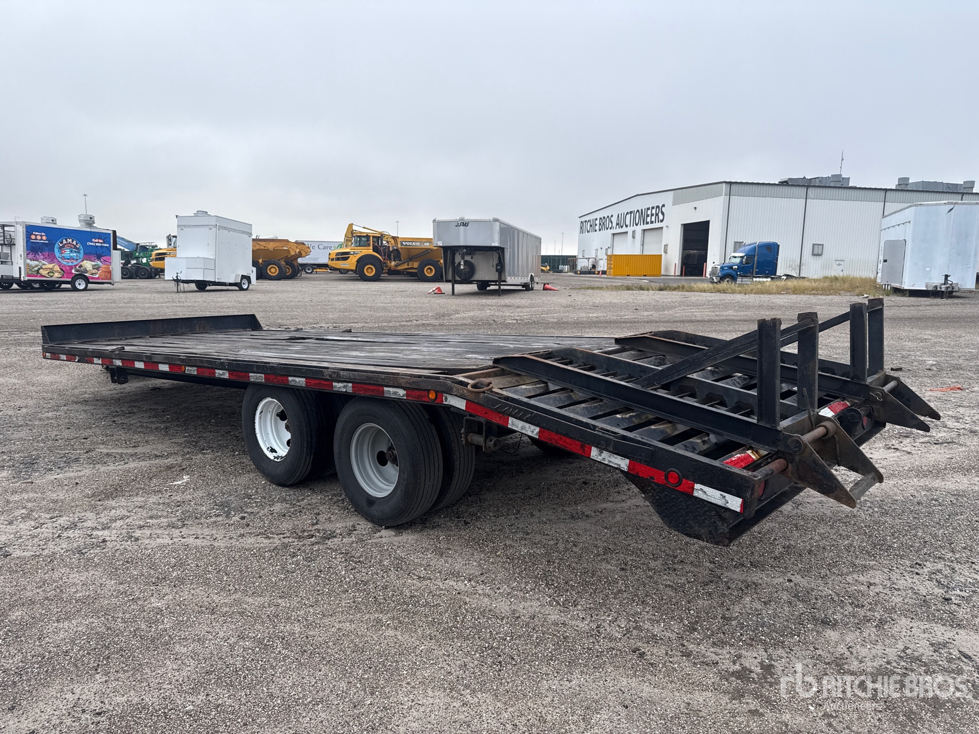 General Appearance with Zdjęcie, lewy dolny róg