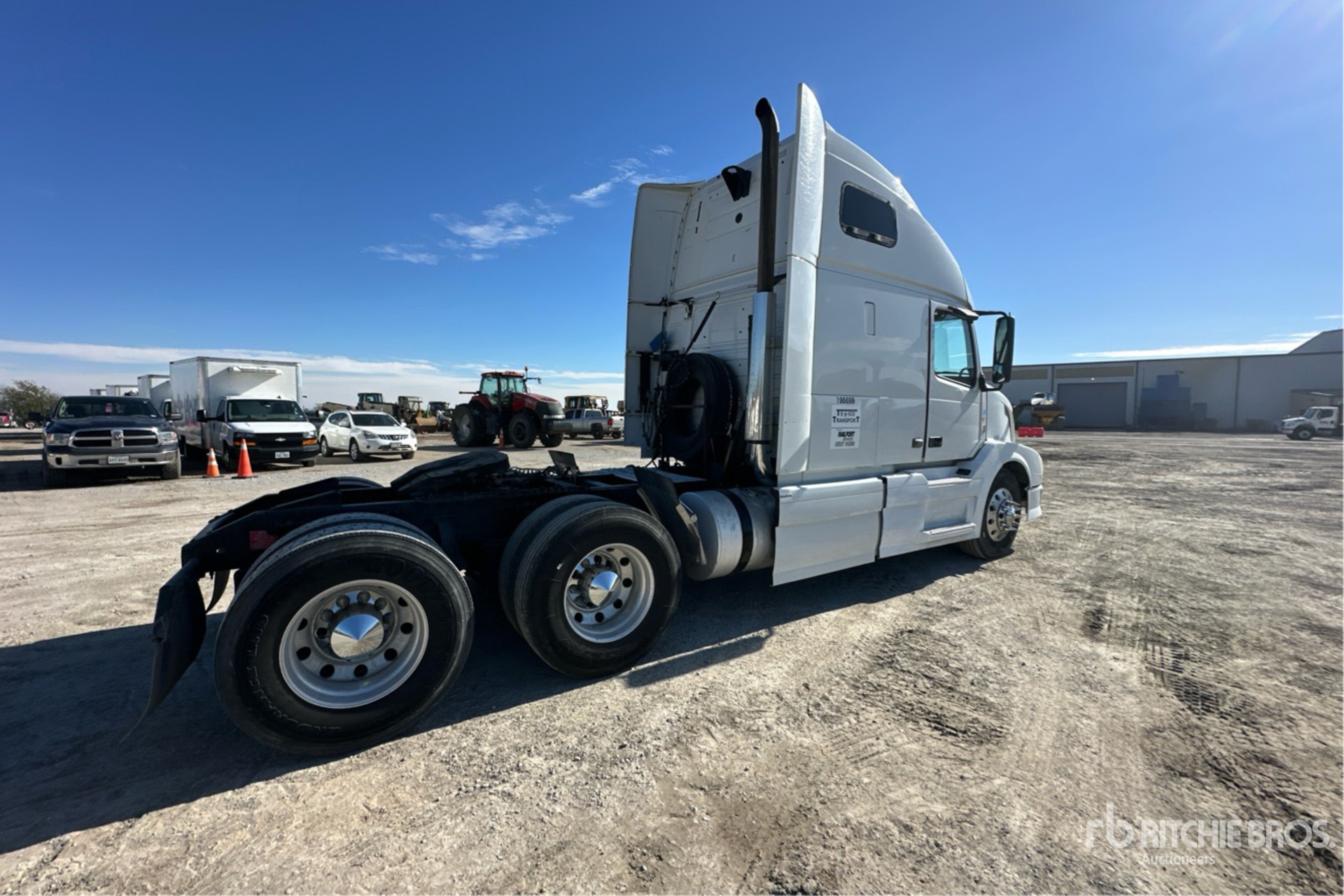 General Appearance with Picture, Right Rear Corner