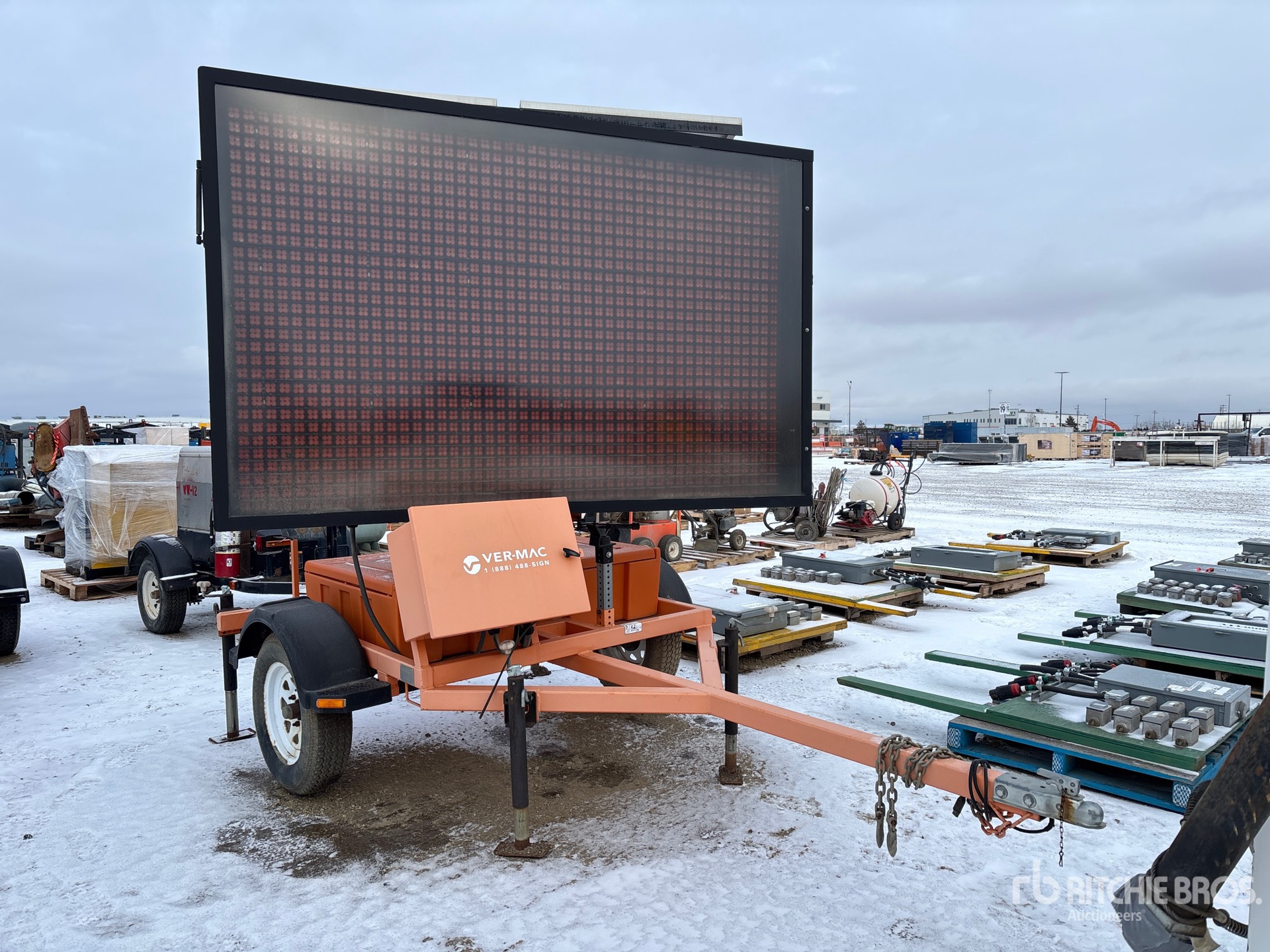 General Appearance with Bild, Ecke vorne rechts