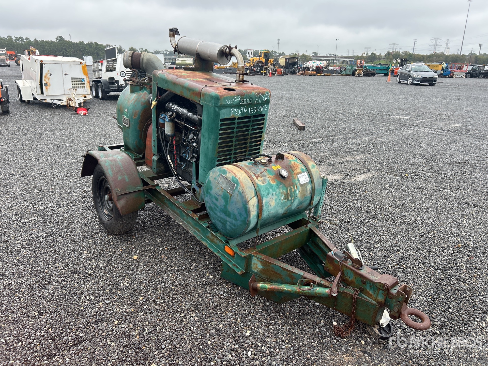 Aspect général with Image, coin avant droit