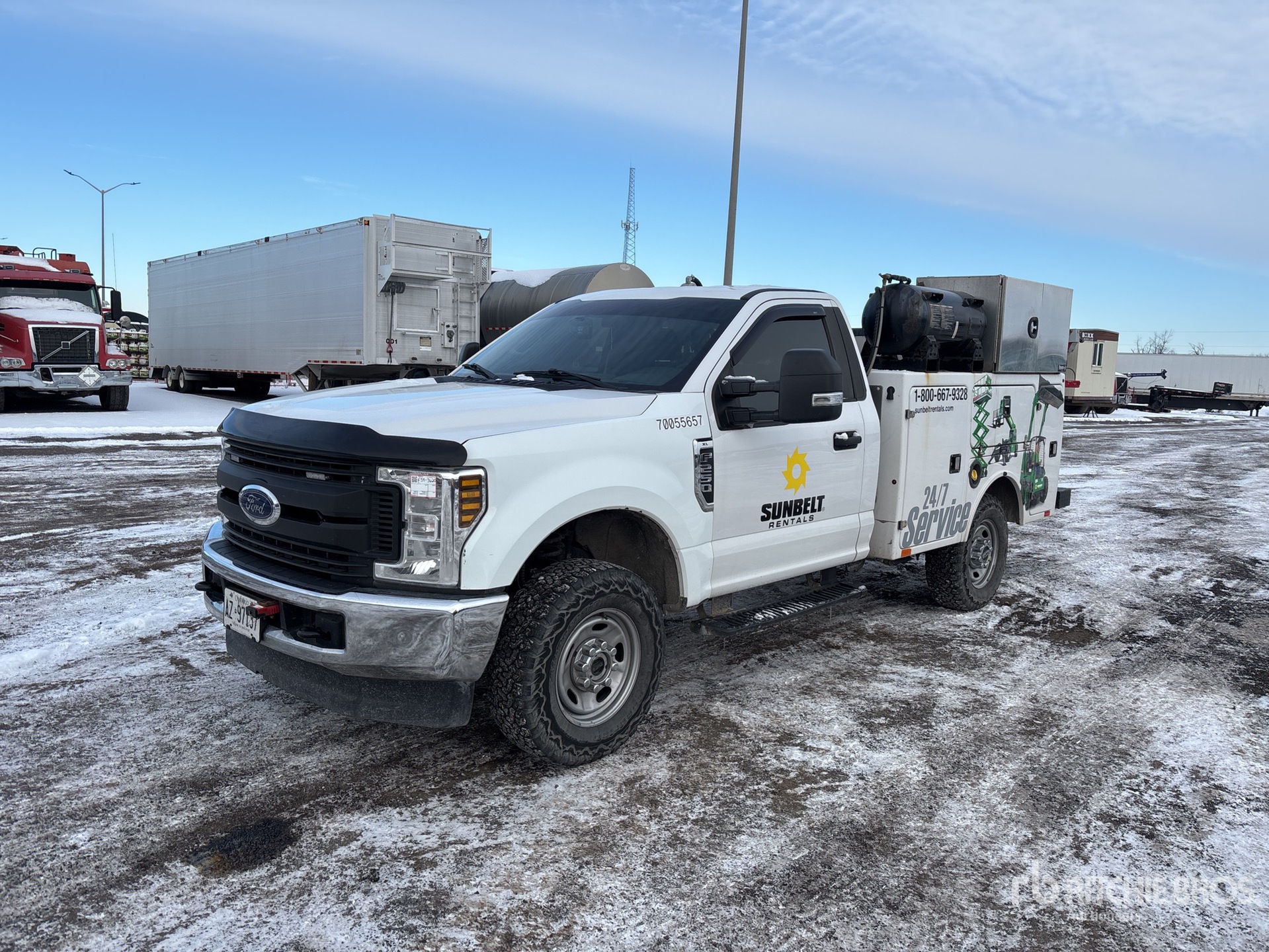 General Appearance with Picture, Left Front Corner