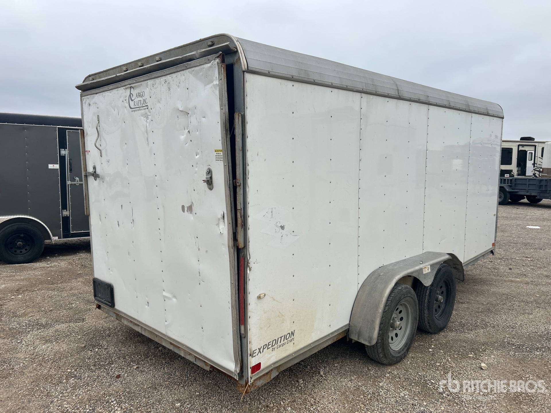 General Appearance with Imagen: esquina trasera derecha