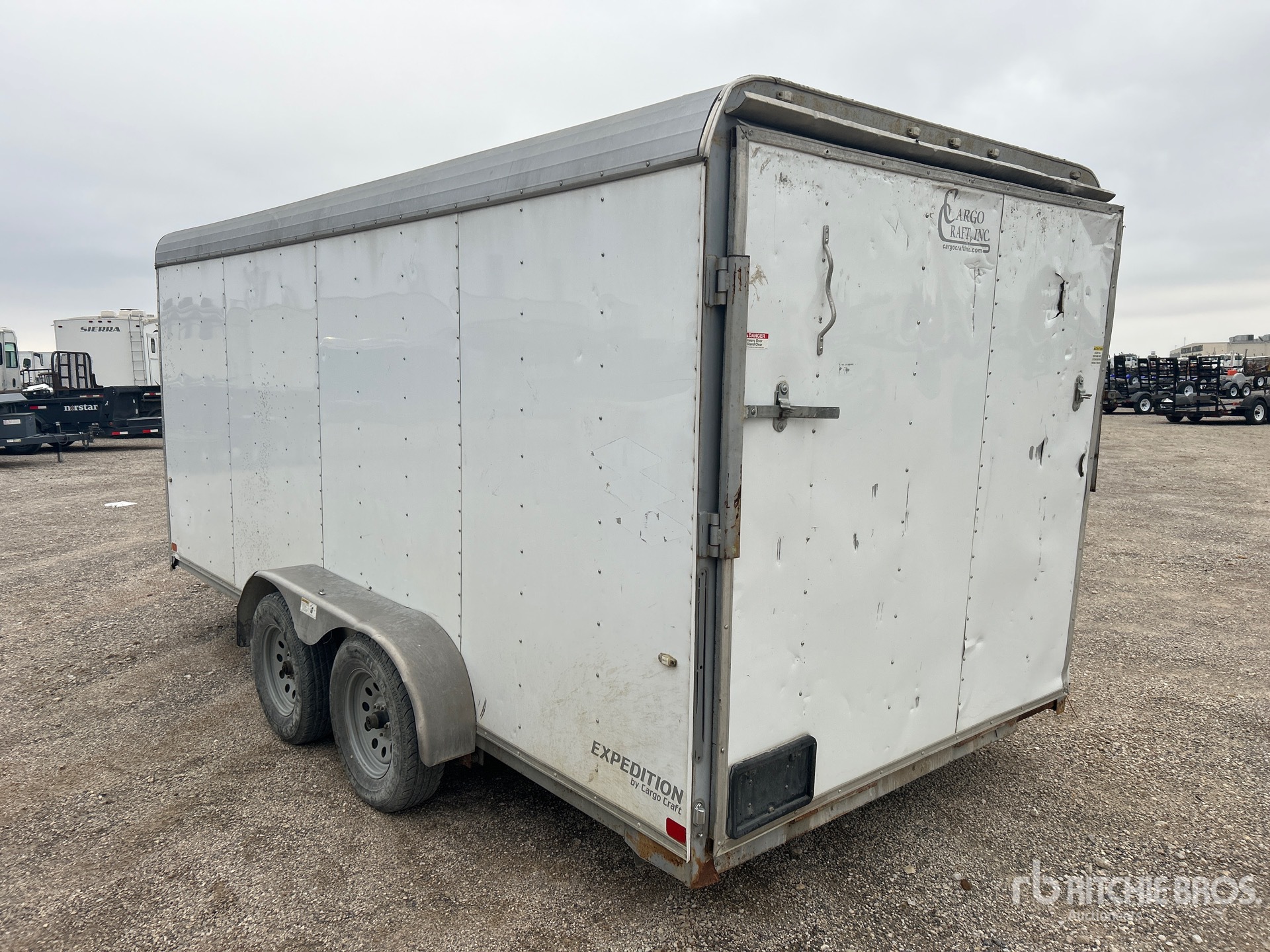 General Appearance with Imagen: esquina trasera izquierda