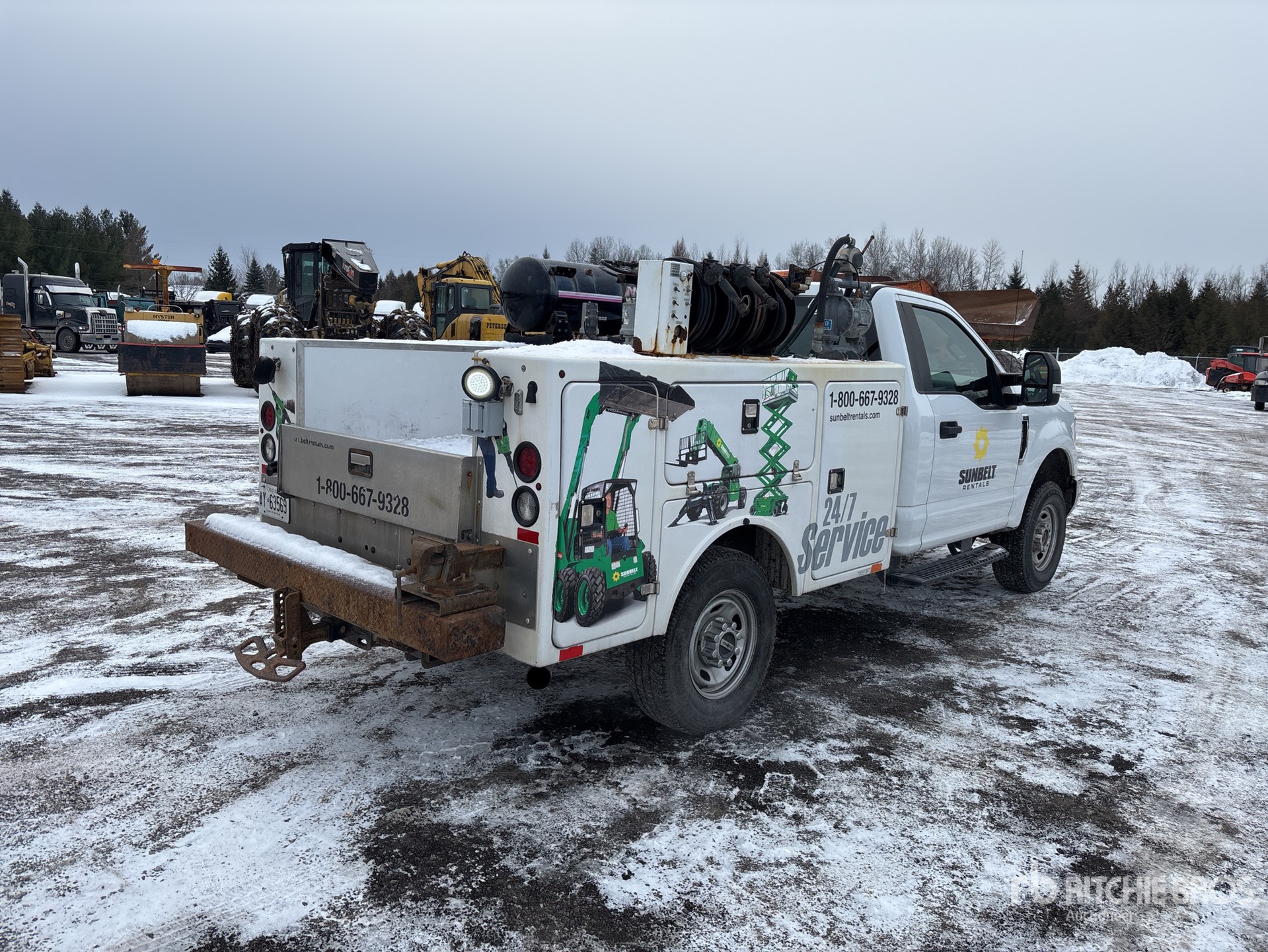 General Appearance with Picture, Right Rear Corner