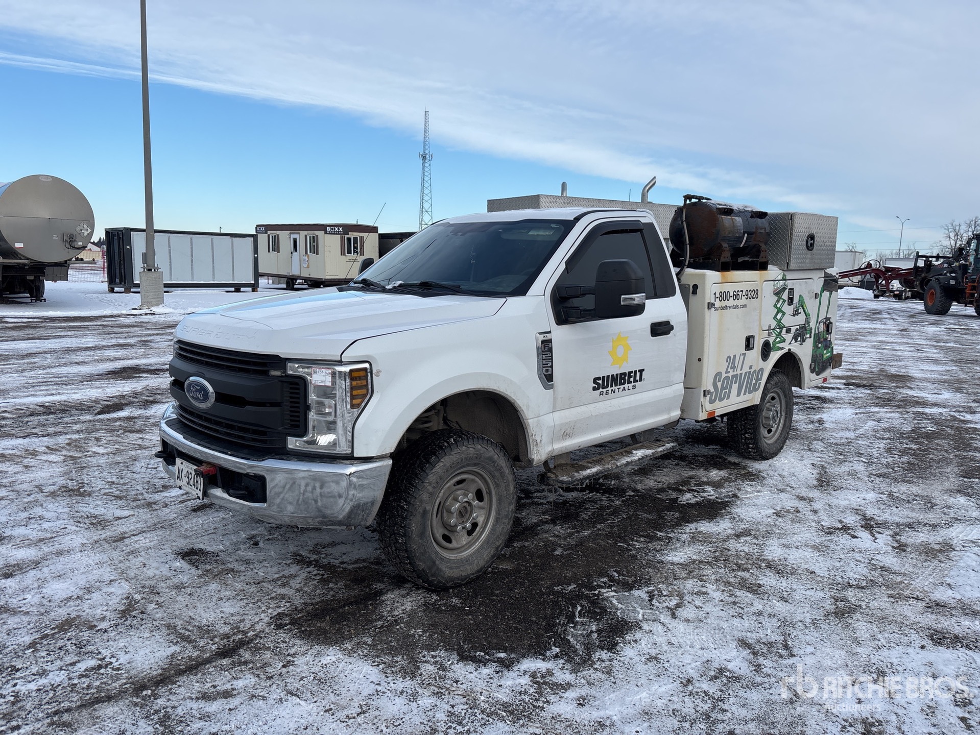 General Appearance with Featured Photo