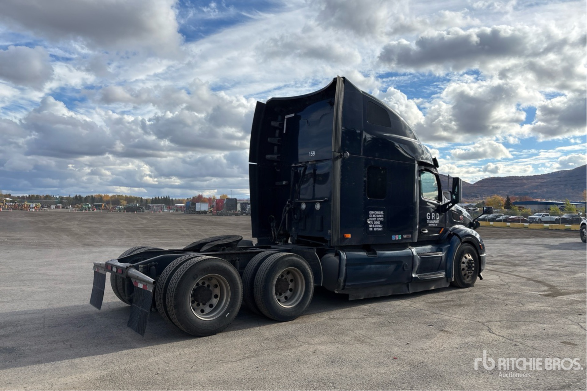 General Appearance with Picture, Right Rear Corner