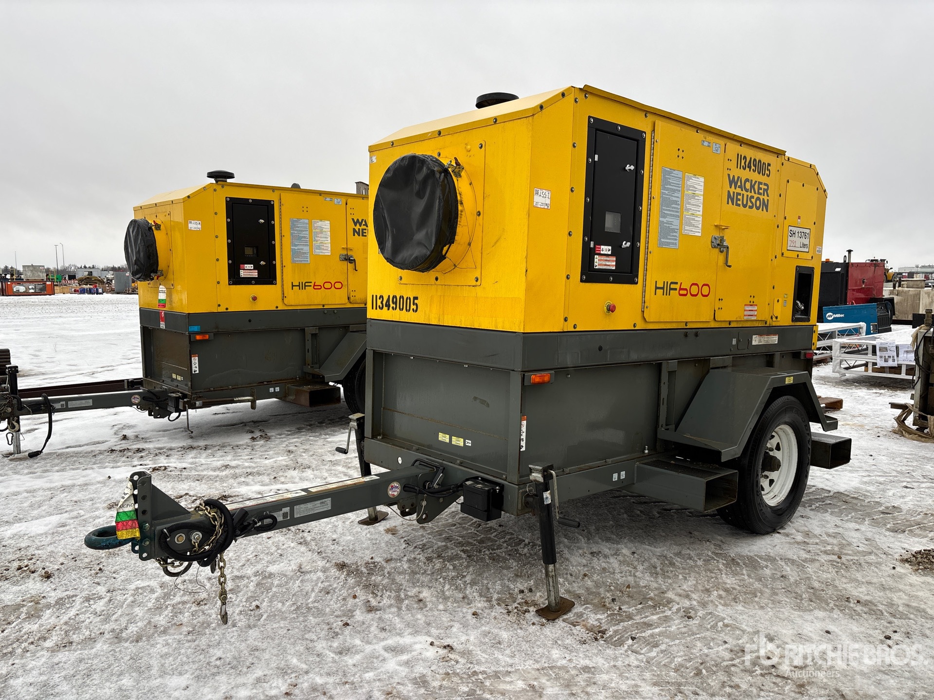 General Appearance with Image, coin avant gauche