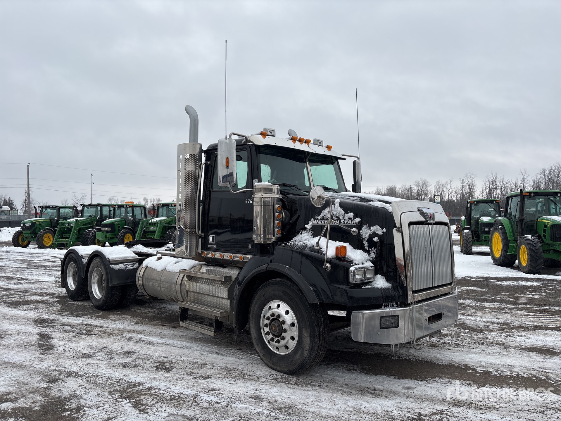 General Appearance with Imagen: esquina delantera derecha