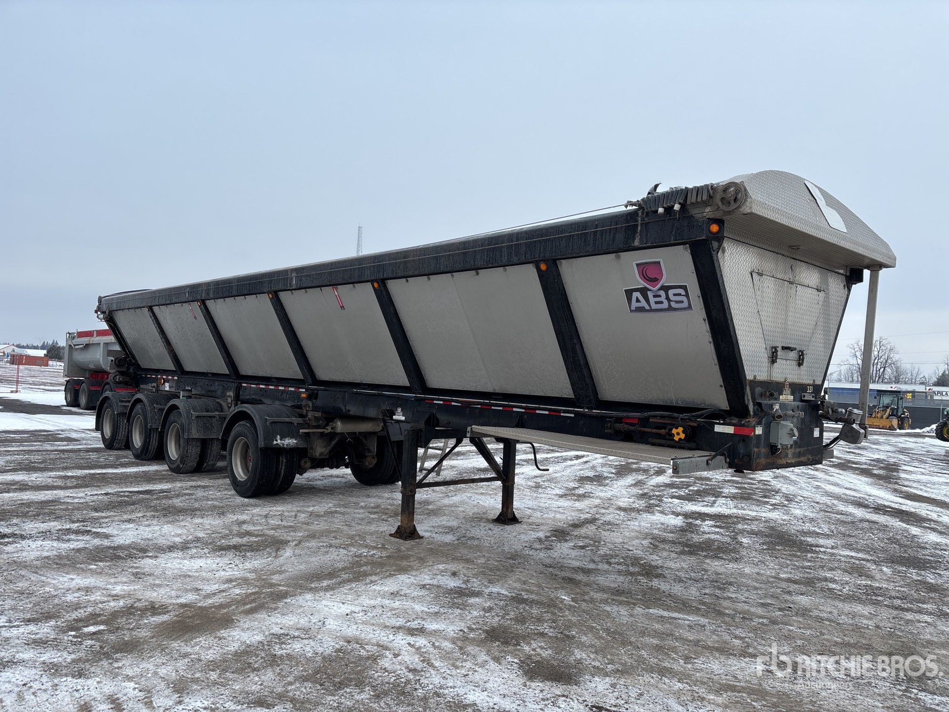 General Appearance with Foto, angolo anteriore destro