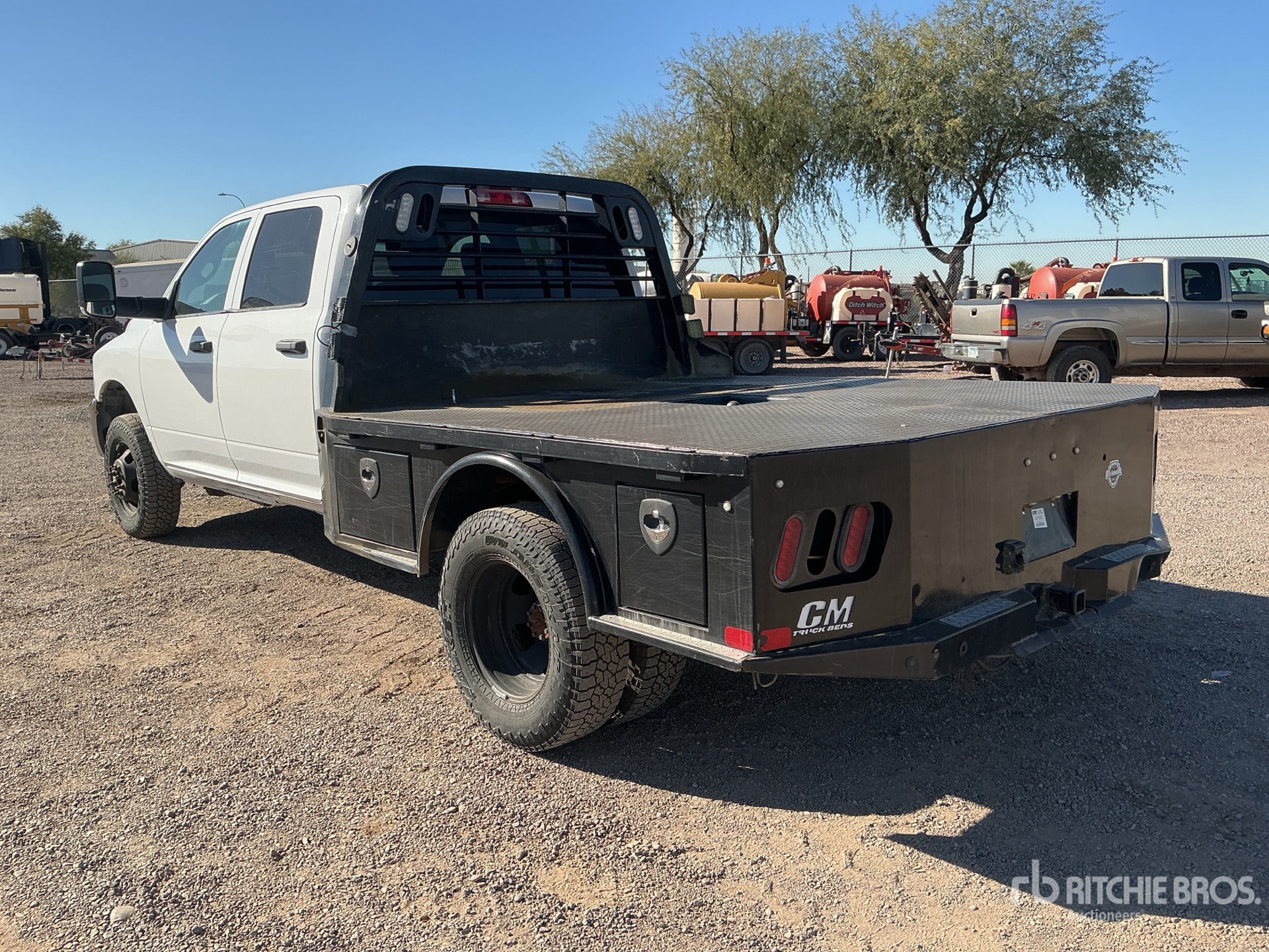 General Appearance with Imagen: esquina trasera izquierda