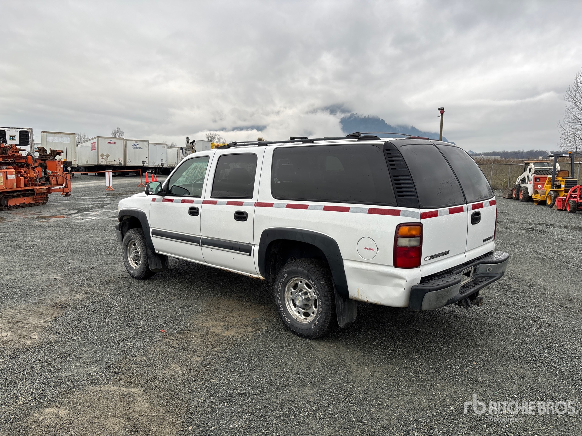 General Appearance with Picture, Left Rear Corner