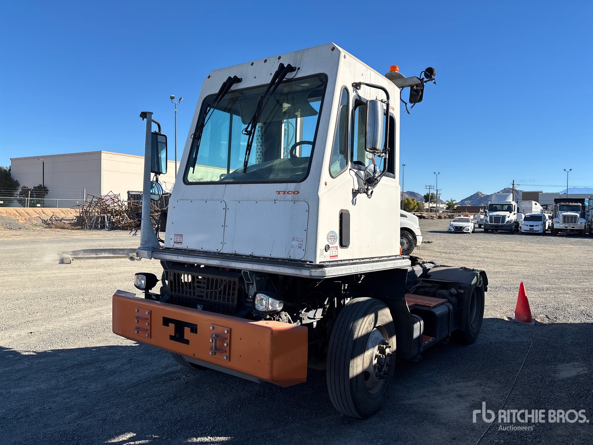 Aspect général with Image, coin avant gauche