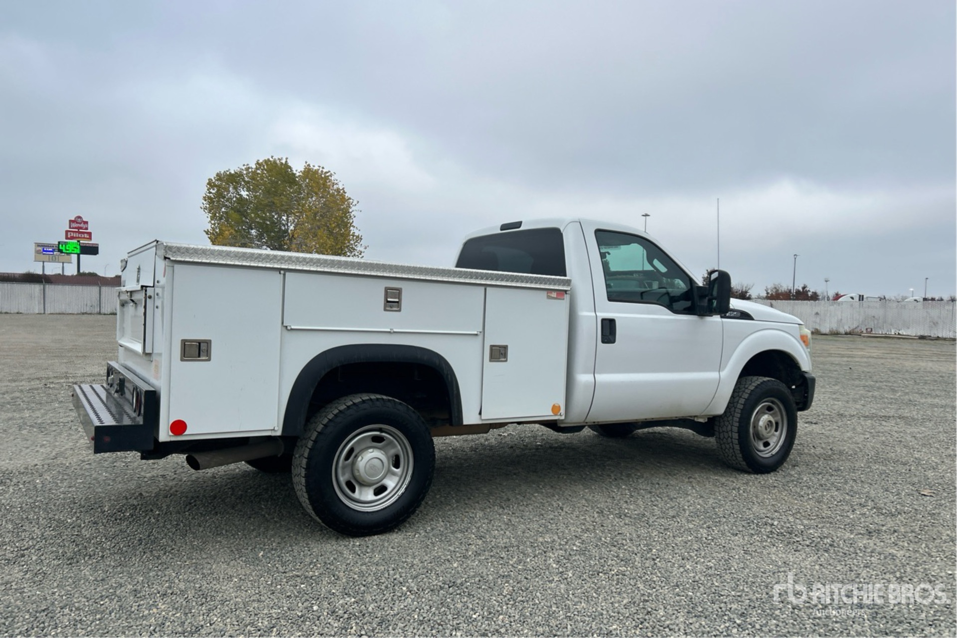 General Appearance with Picture, Right Rear Corner