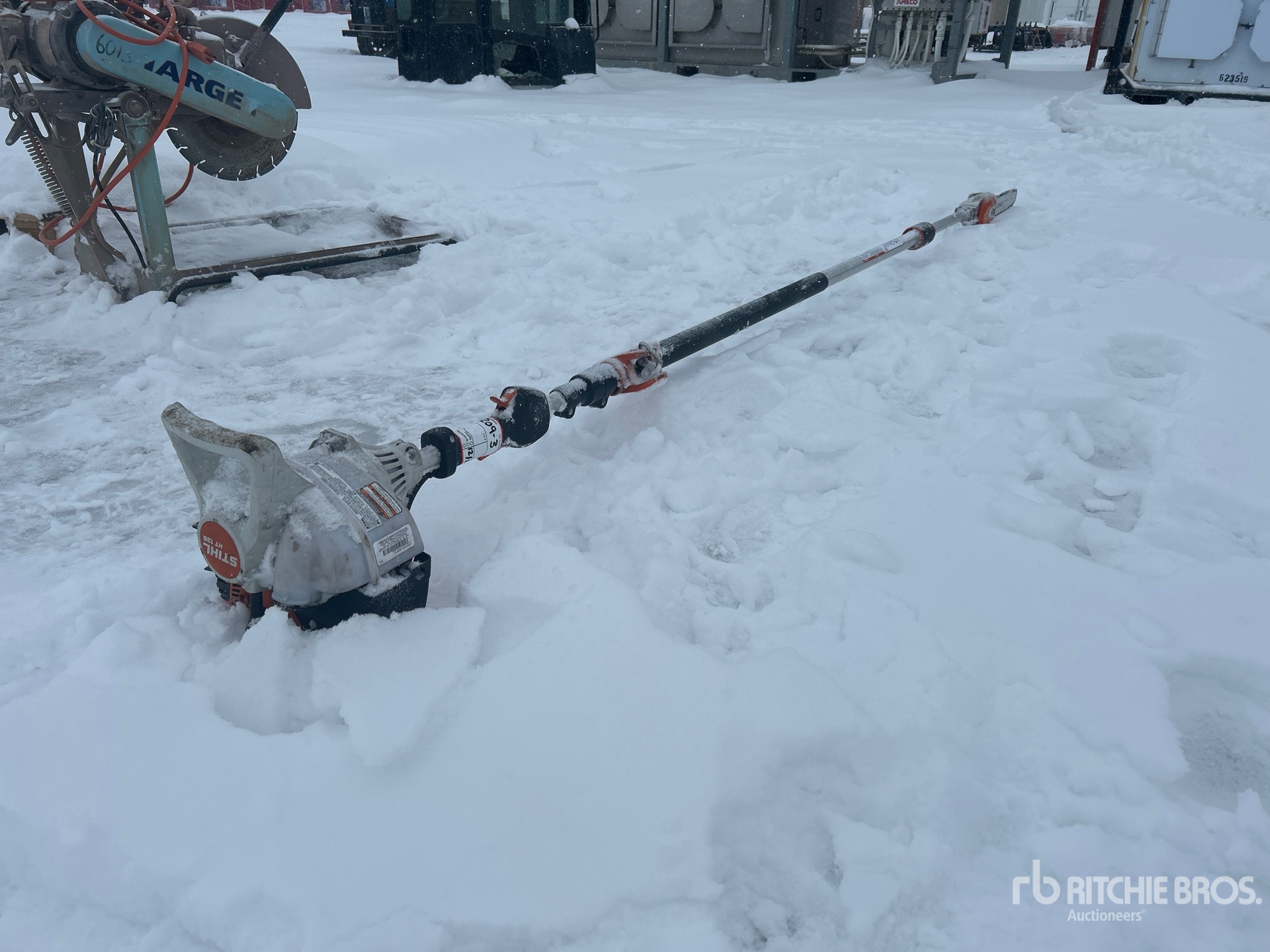 General Appearance with Featured Photo