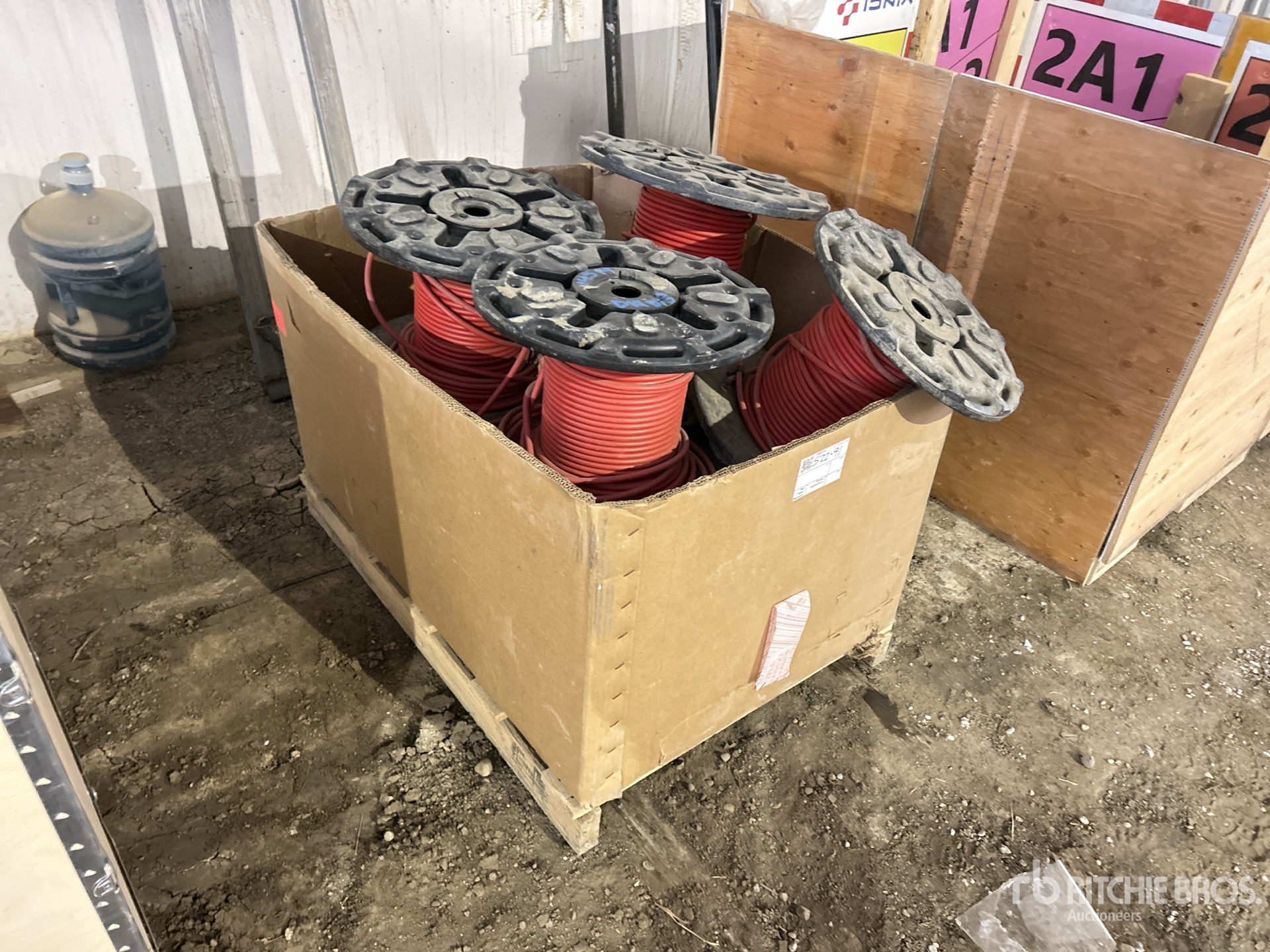 General Appearance with Bild, Ecke vorne rechts