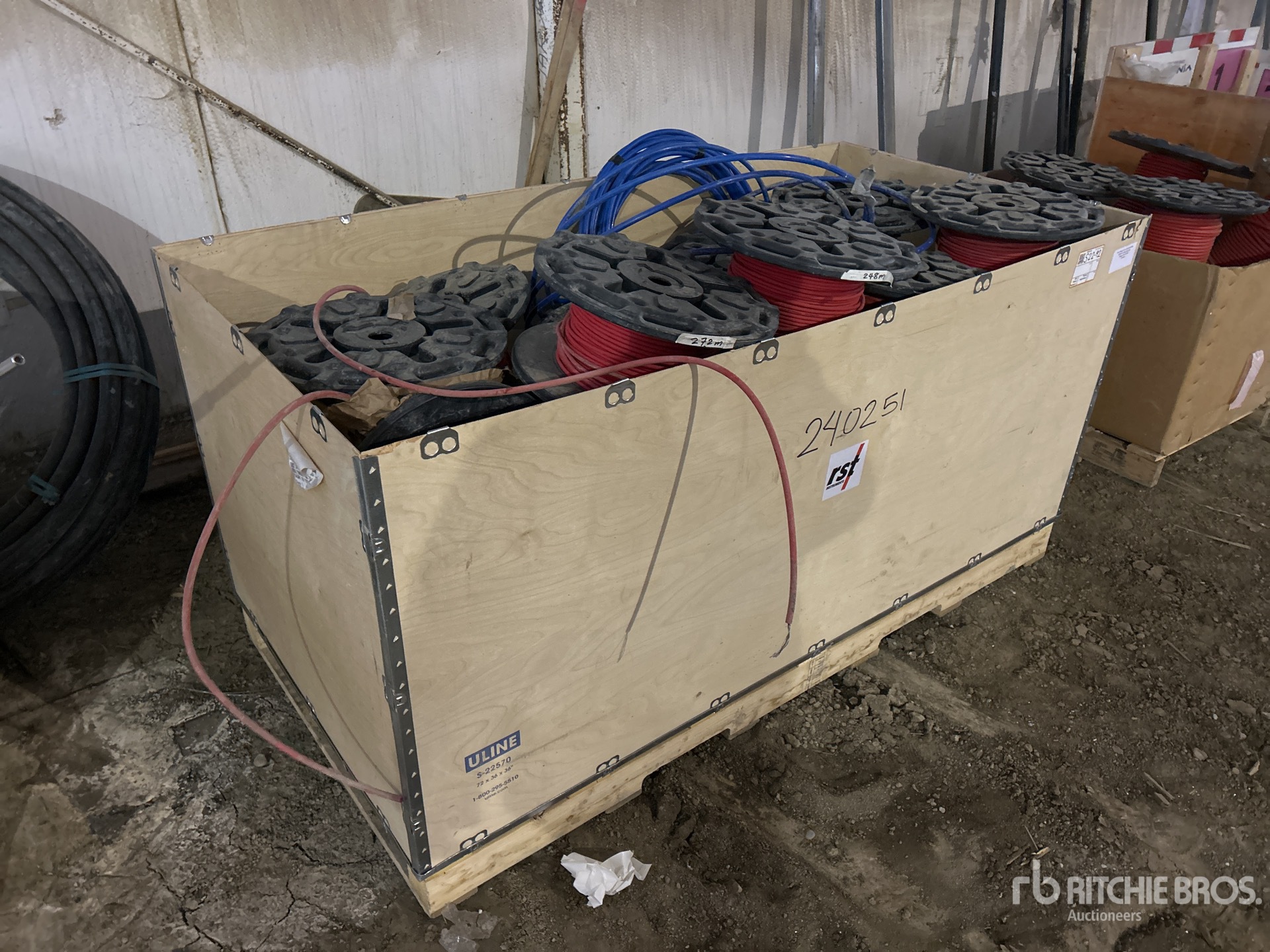 General Appearance with Bild, Ecke vorne rechts