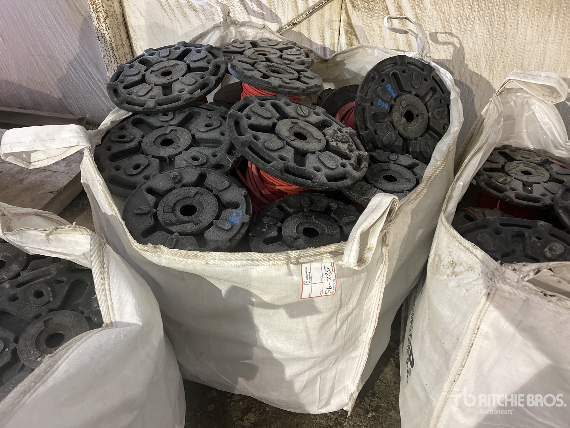 General Appearance with Bild, Ecke vorne links