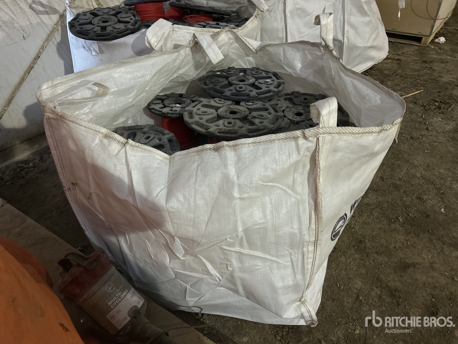 General Appearance with Bild, Ecke hinten links