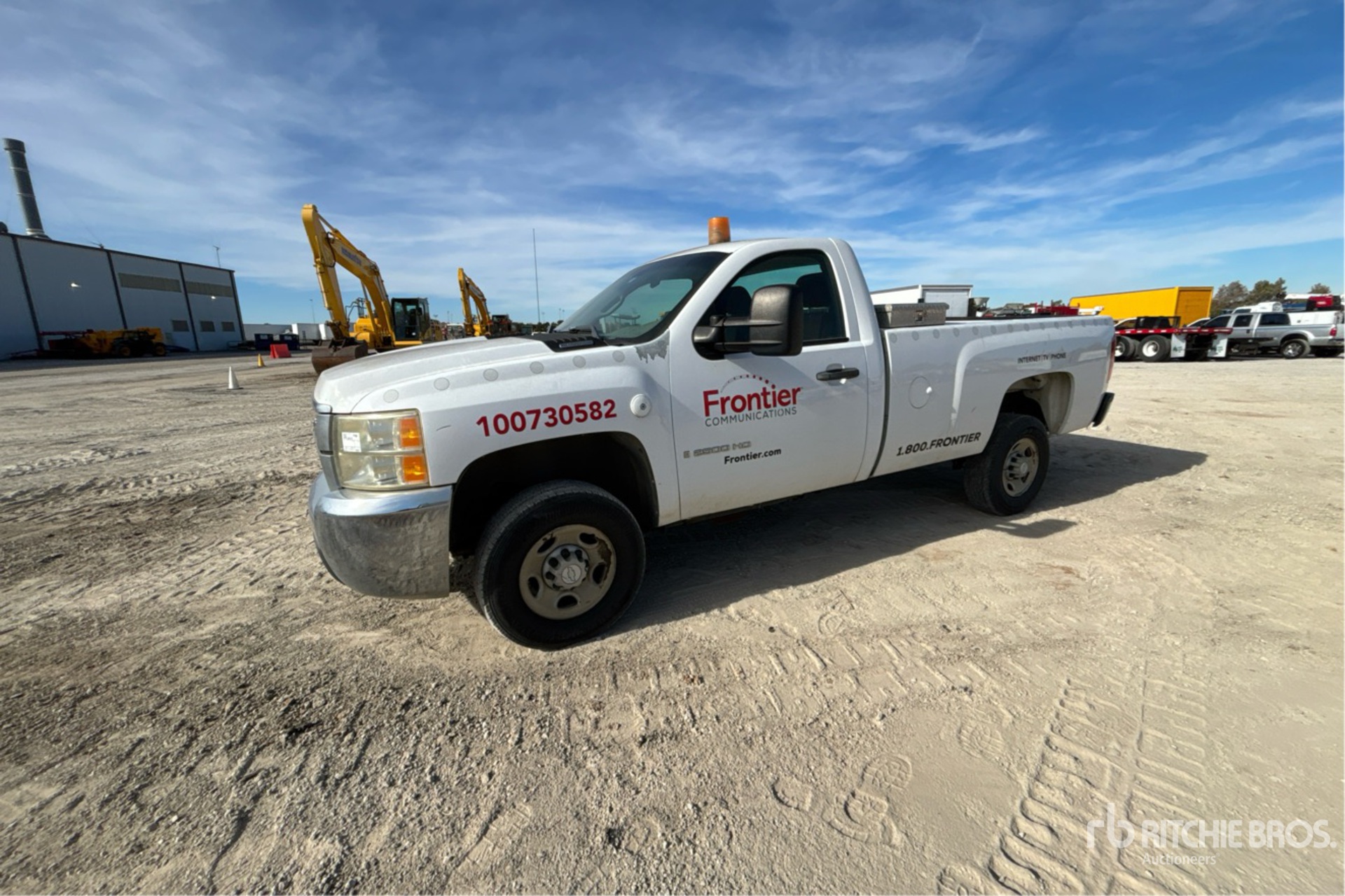 General Appearance with Picture, Left Front Corner