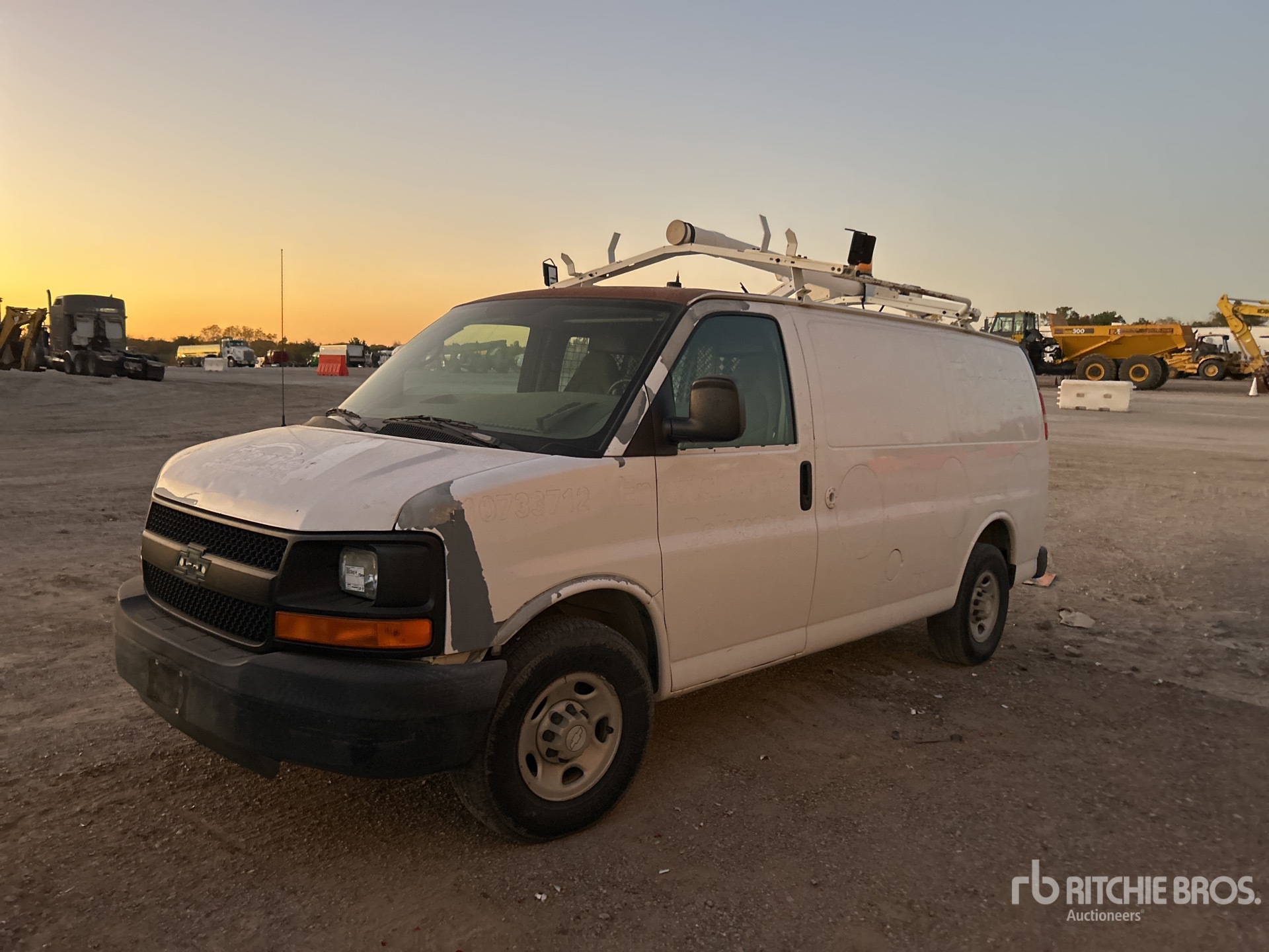 General Appearance with Picture, Left Front Corner