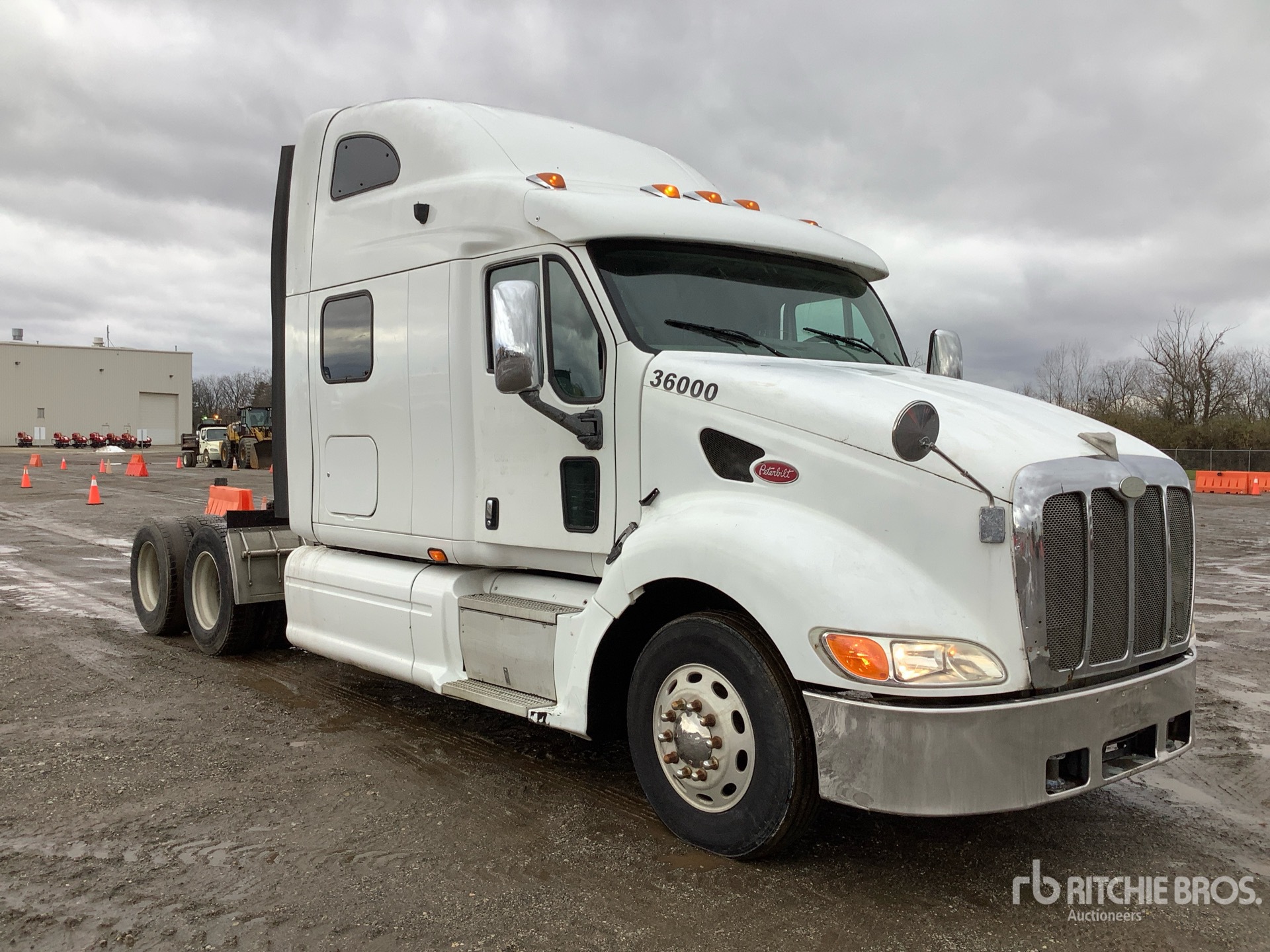 General Appearance with Picture, Right Front Corner