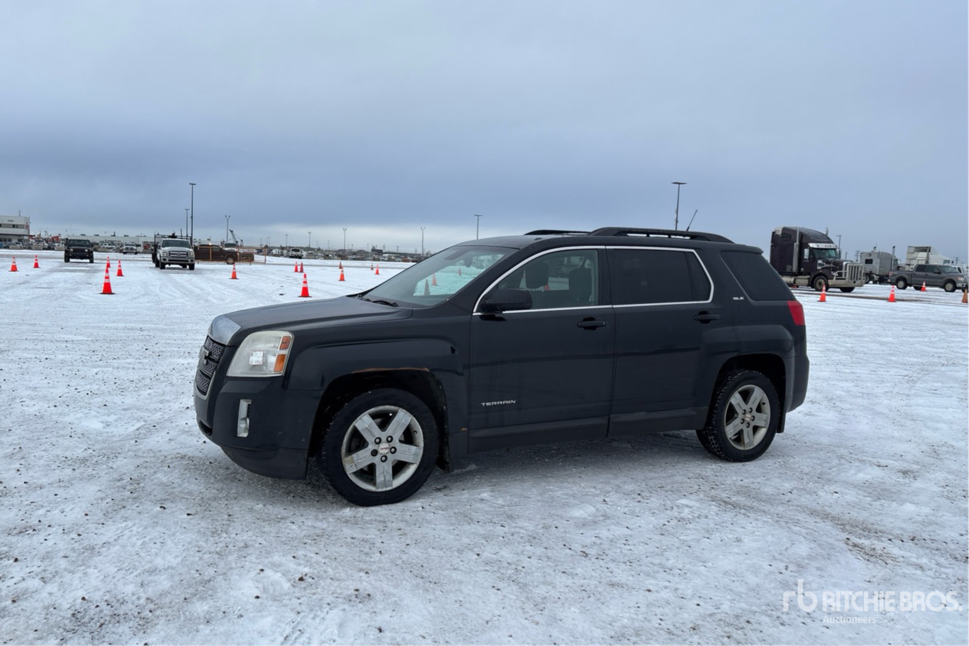 General Appearance with Picture, Left Front Corner