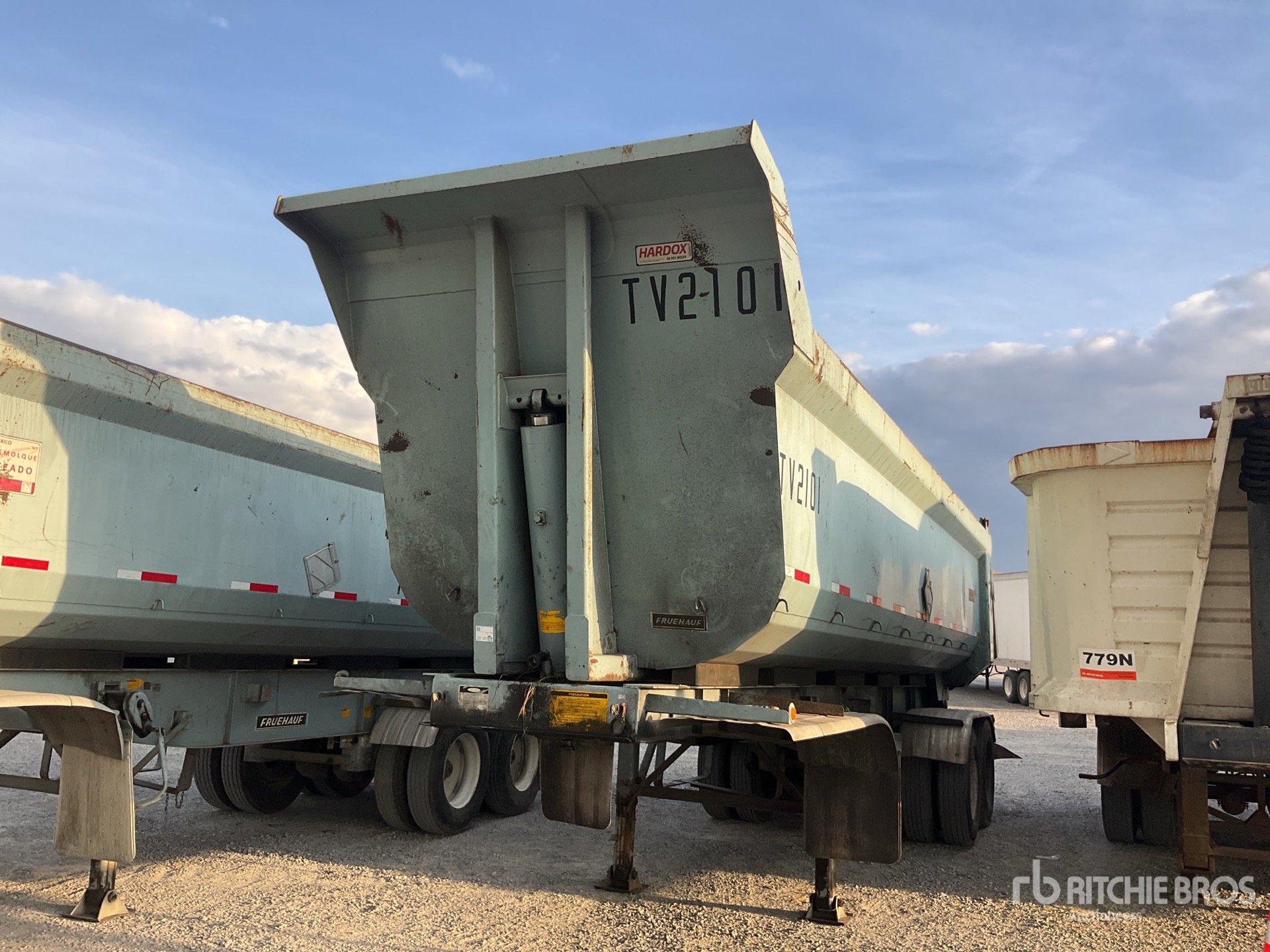 General Appearance with Featured Photo