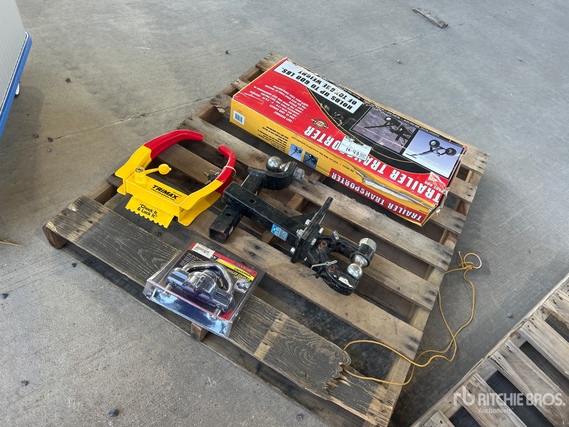 General Appearance with Image, coin avant droit