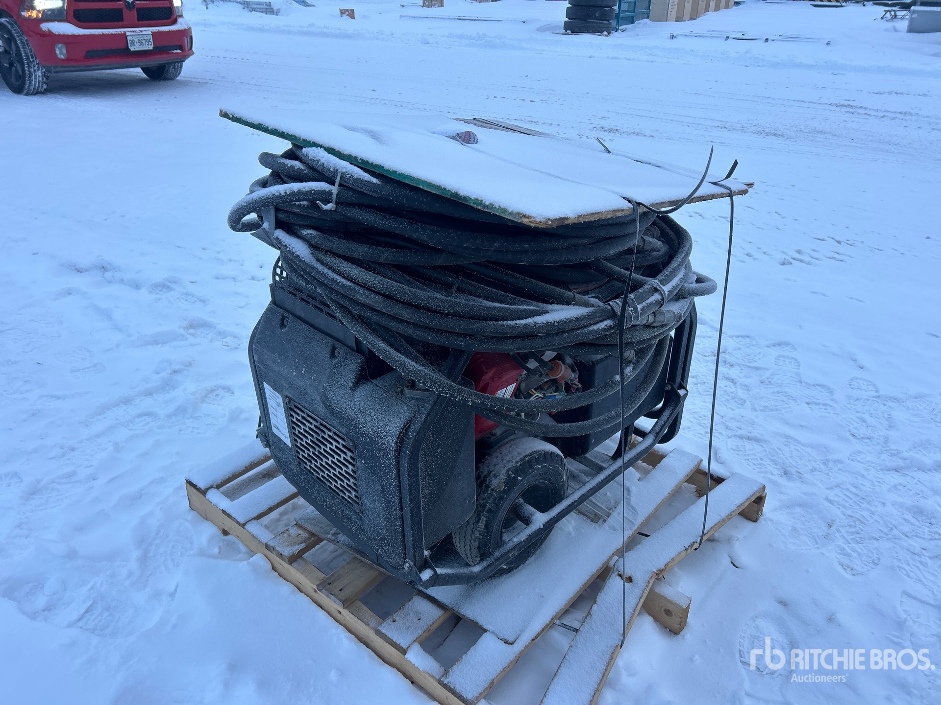 Aspect général with Image, coin arrière droit