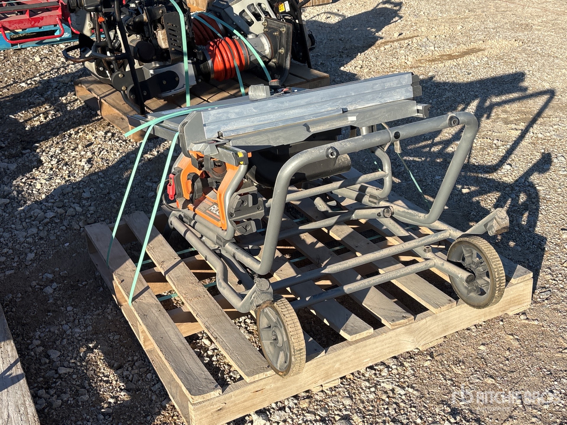 General Appearance with Imagen: esquina trasera izquierda