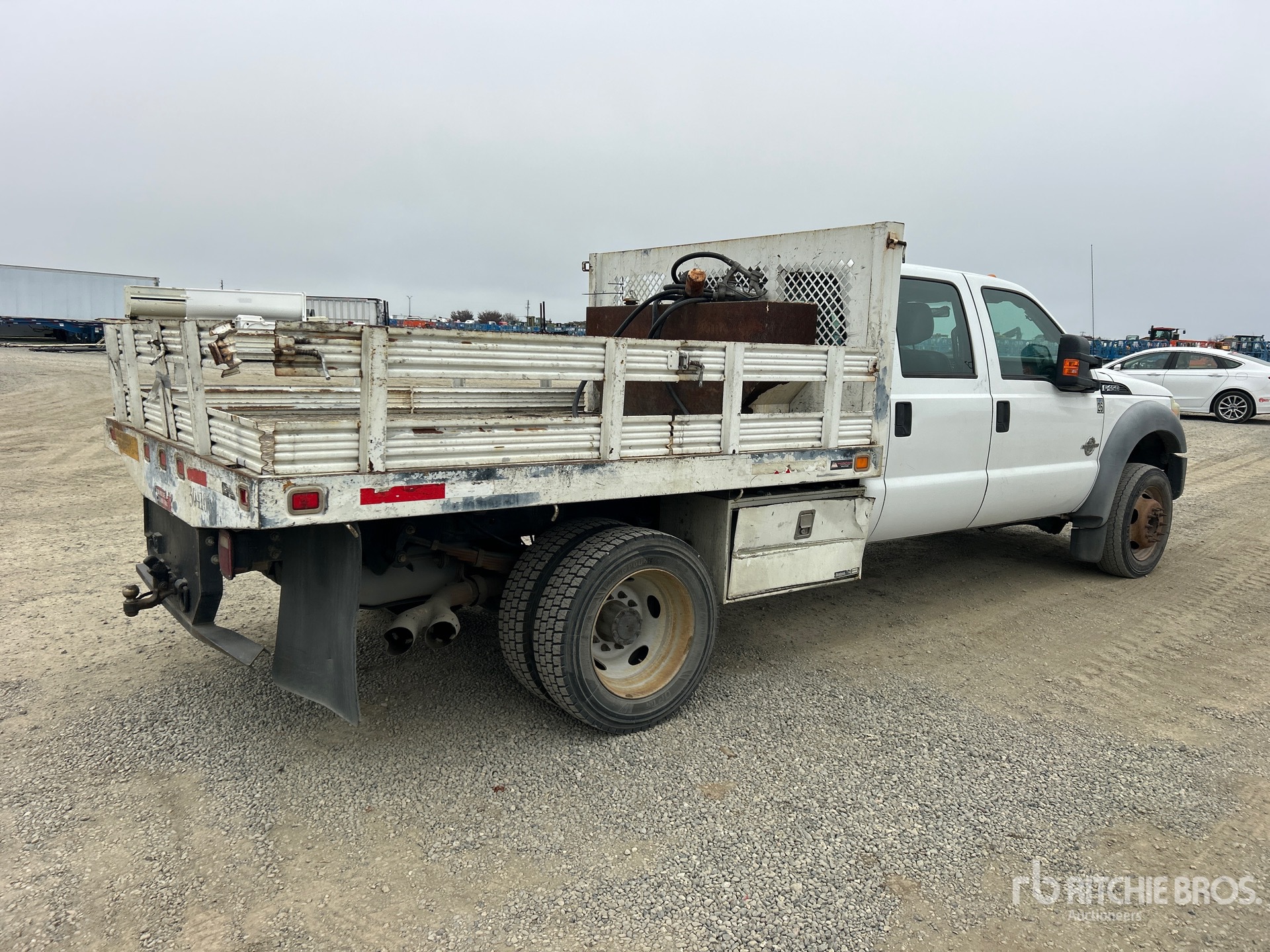 Aspect général with Image, coin arrière droit