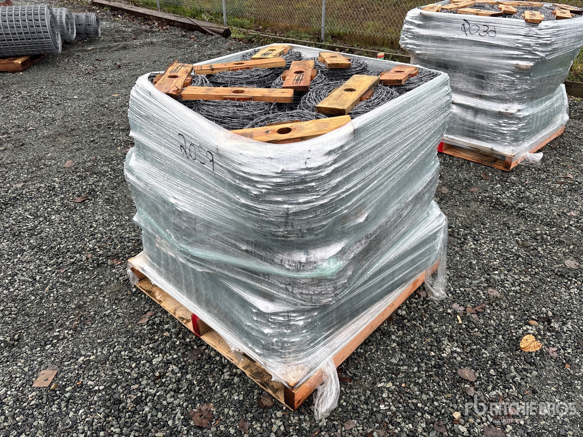 General Appearance with Foto, angolo anteriore sinistro