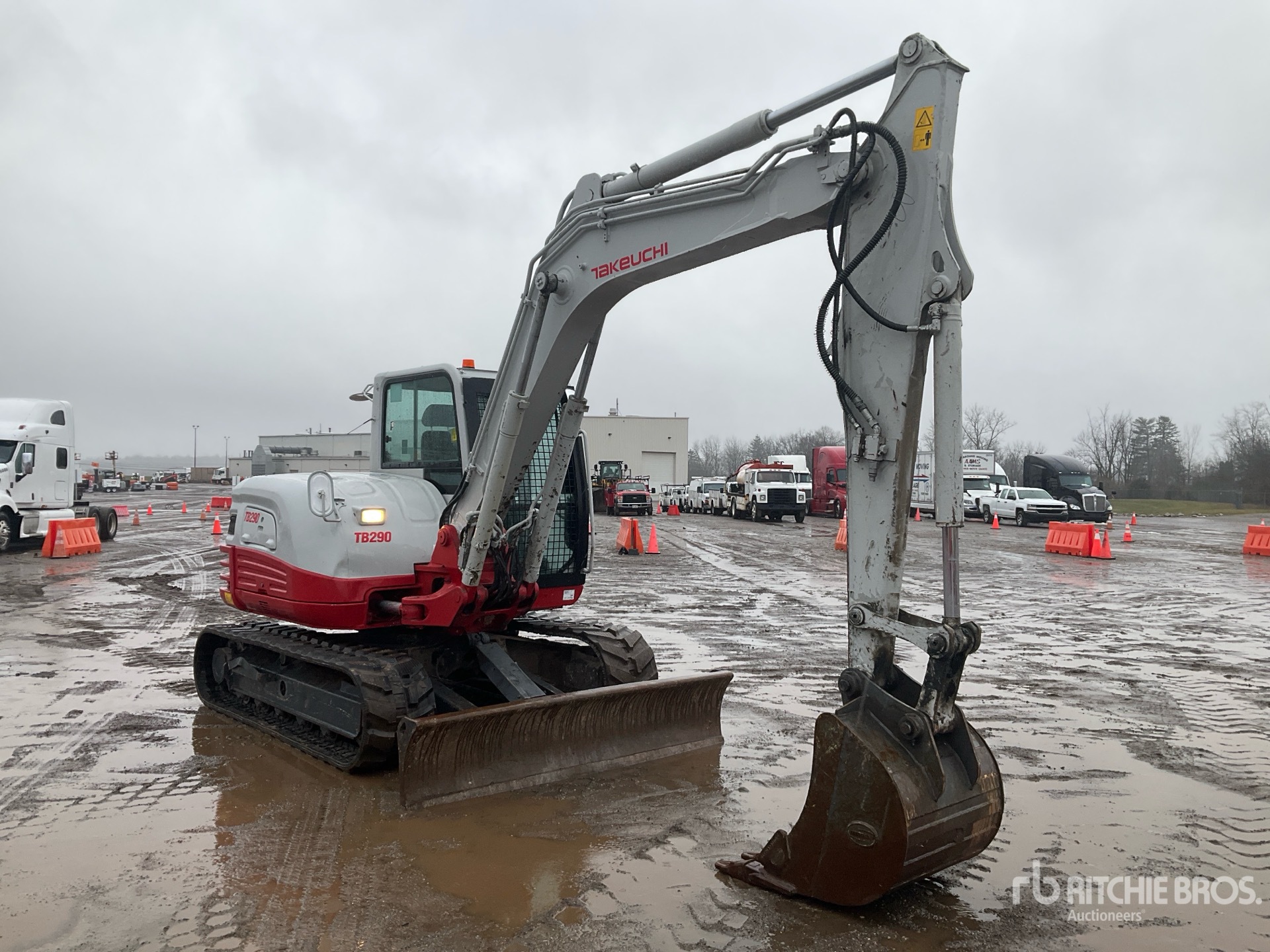 General Appearance with Picture, Right Front Corner