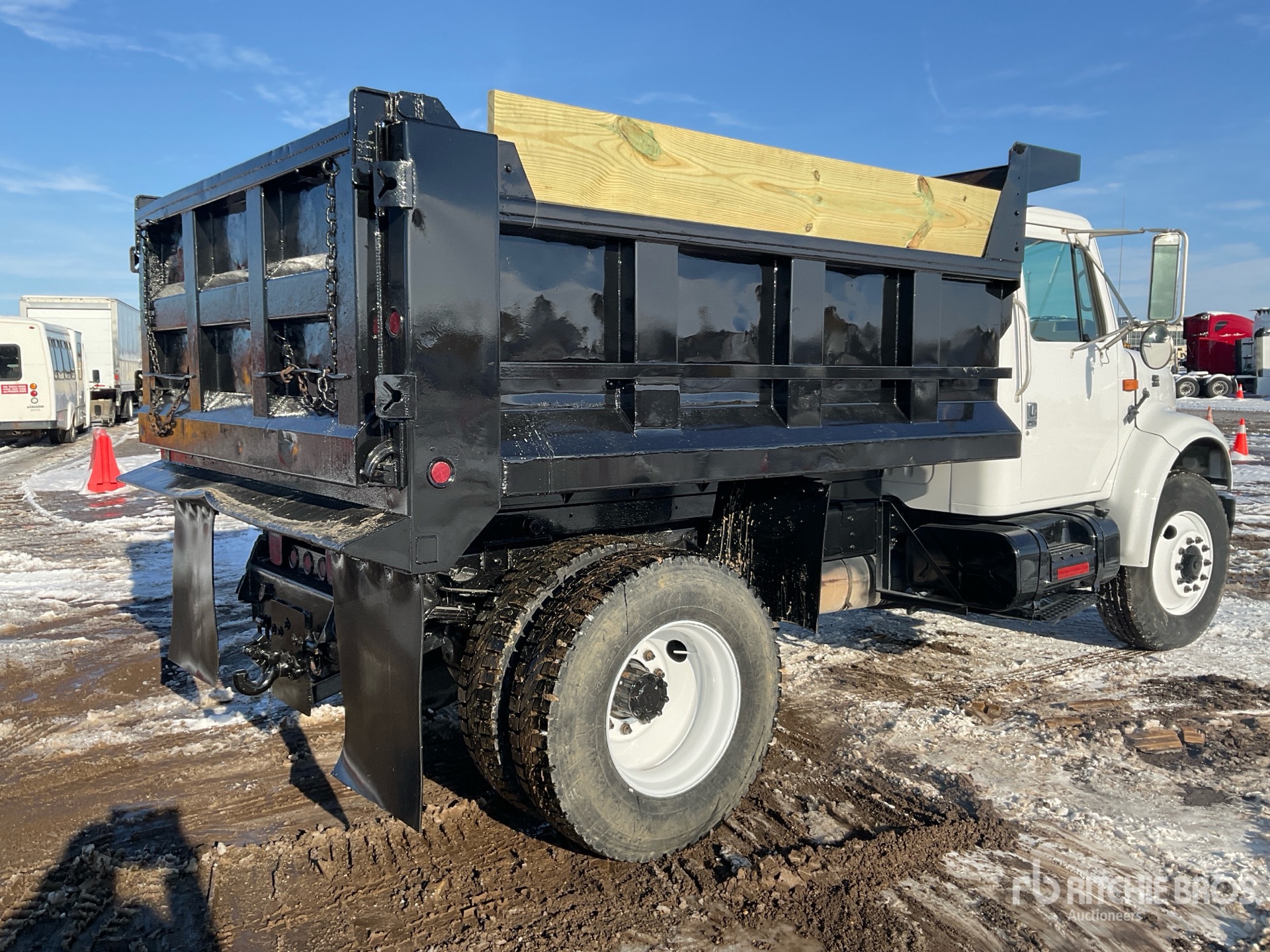 General Appearance with Imagen: esquina trasera derecha