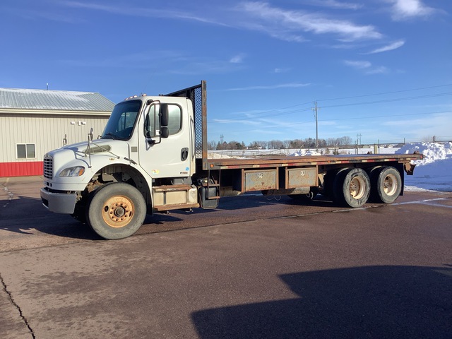 2014 Freightliner M2 6x4 Flatbed Truck