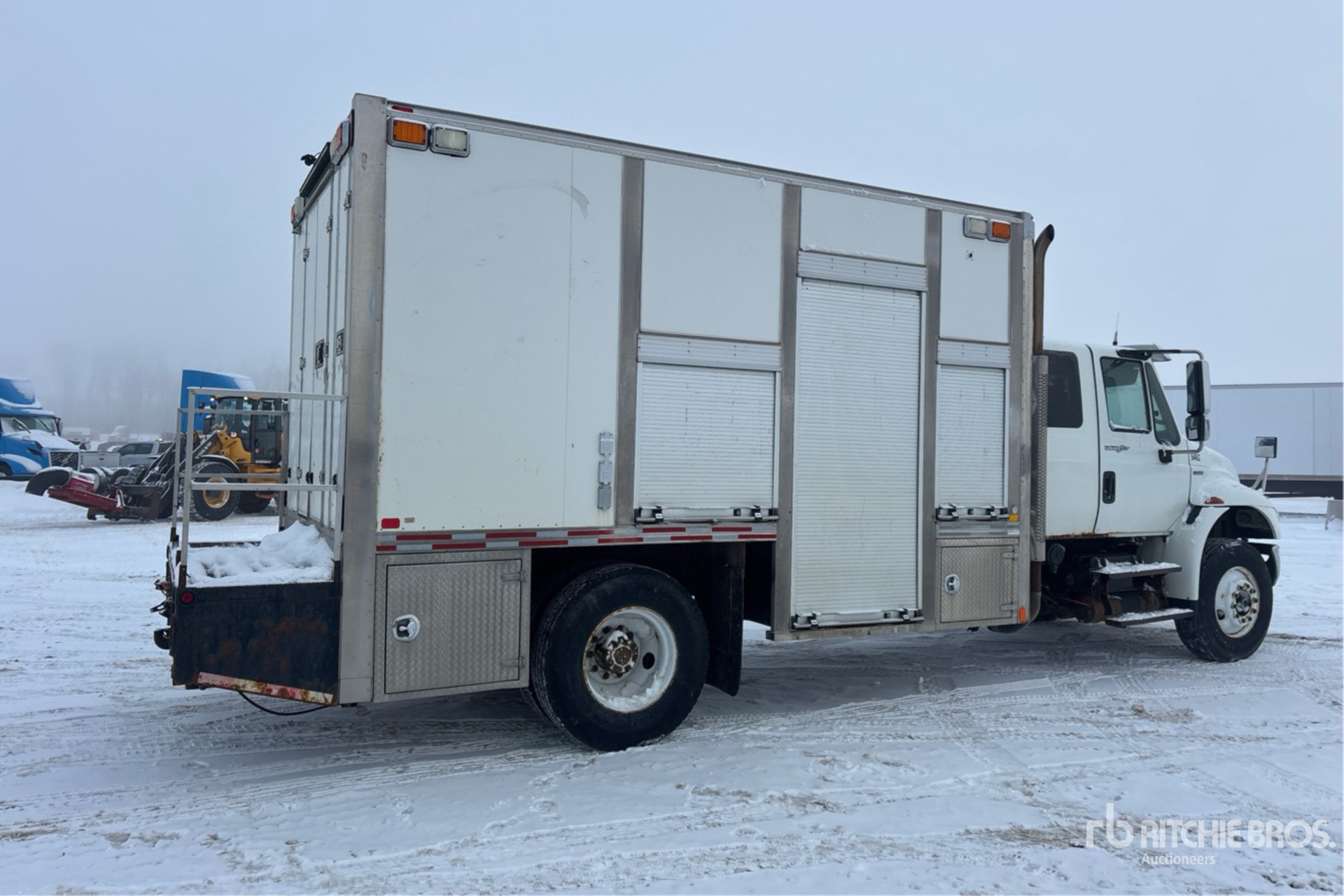 General Appearance with Image, coin arrière droit