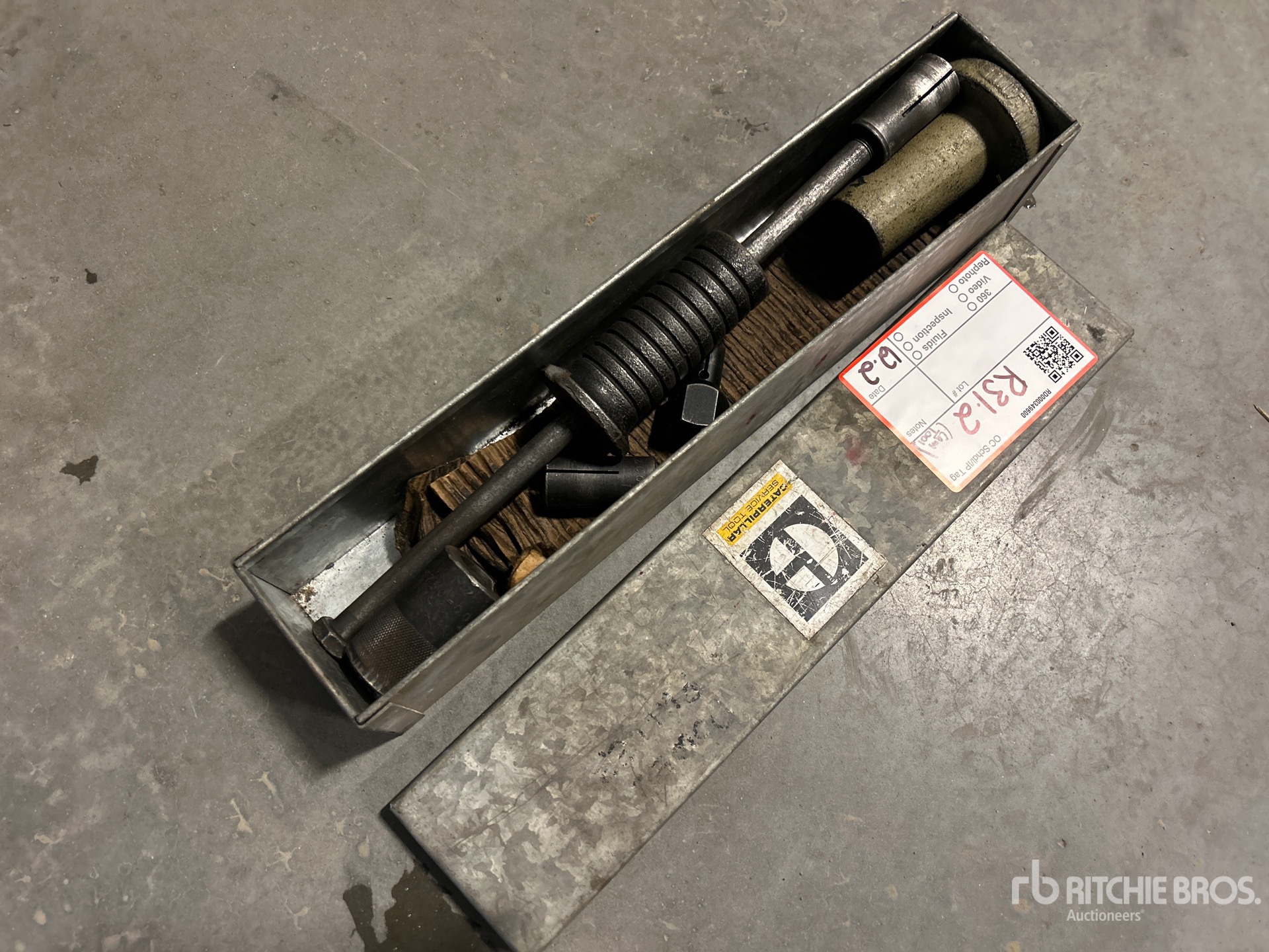 General Appearance with Foto, angolo posteriore sinistro