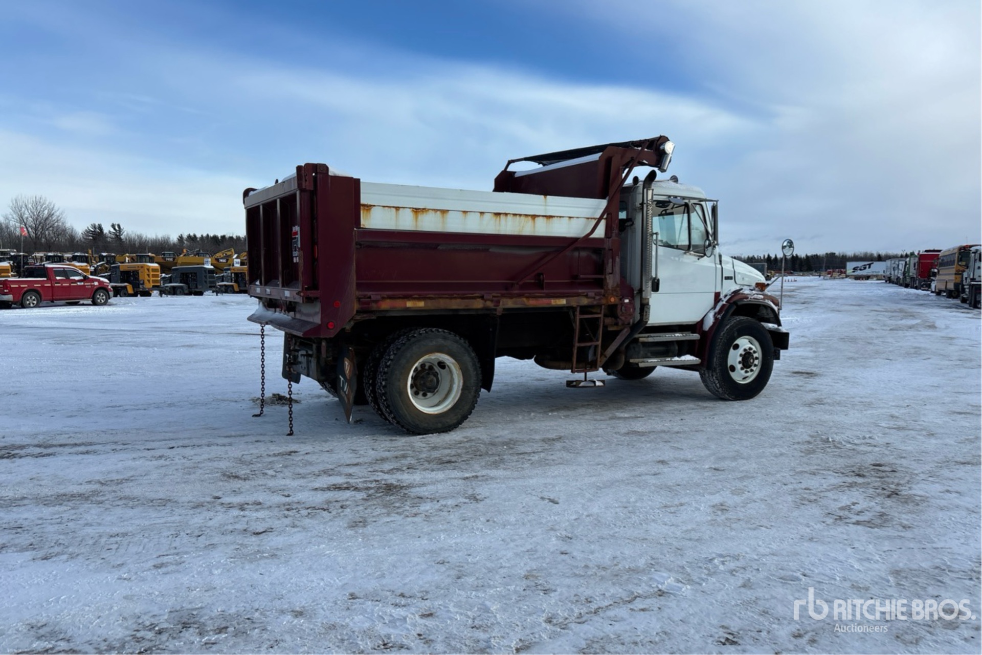 General Appearance with Bild, Ecke hinten rechts