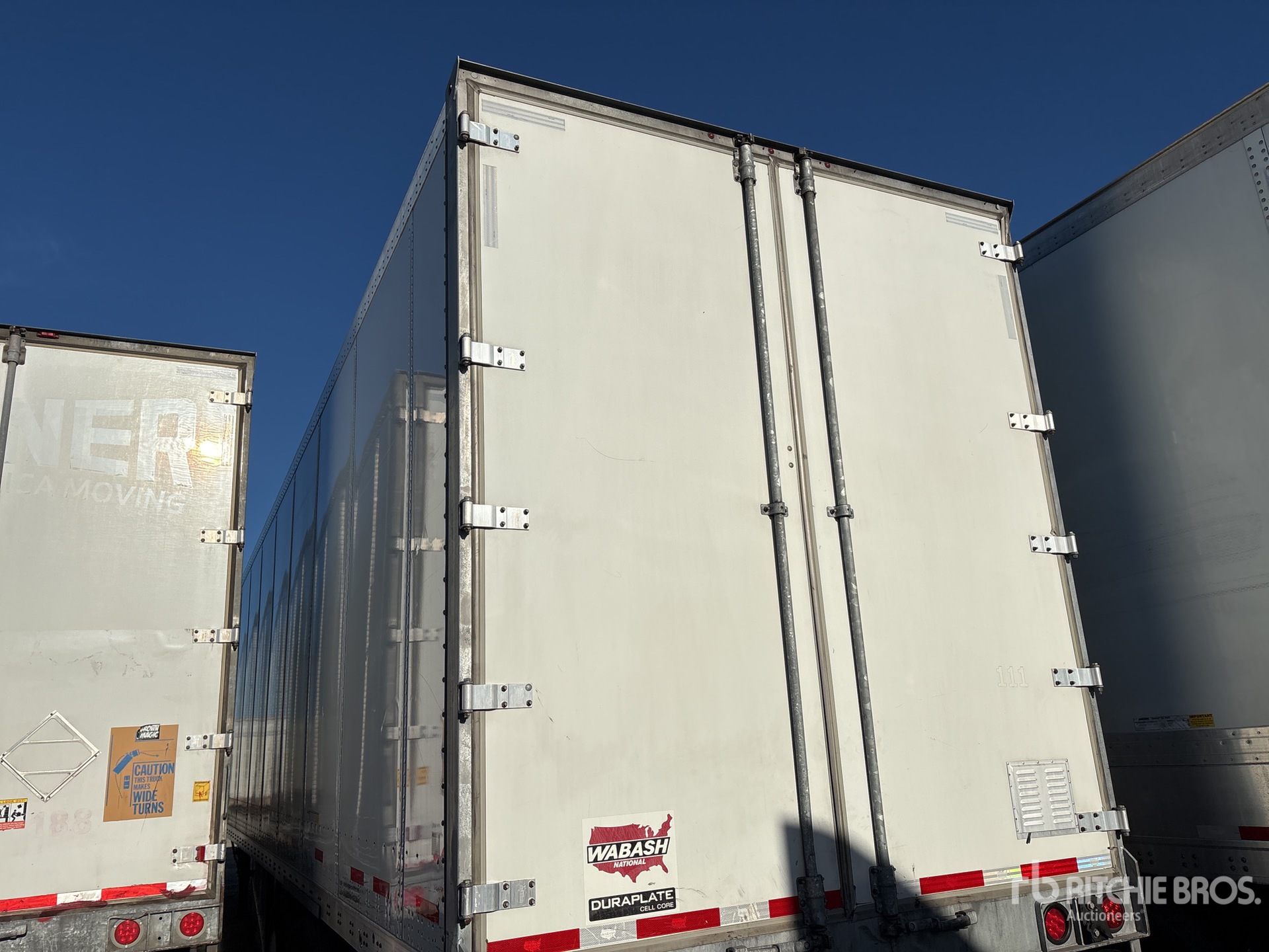 General Appearance with Imagen: esquina trasera izquierda