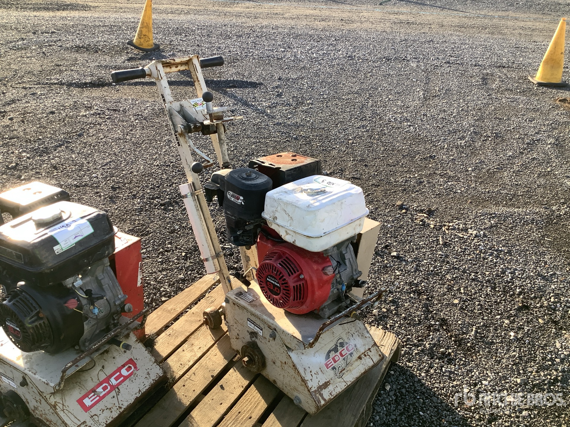 General Appearance with Imagen: esquina trasera derecha