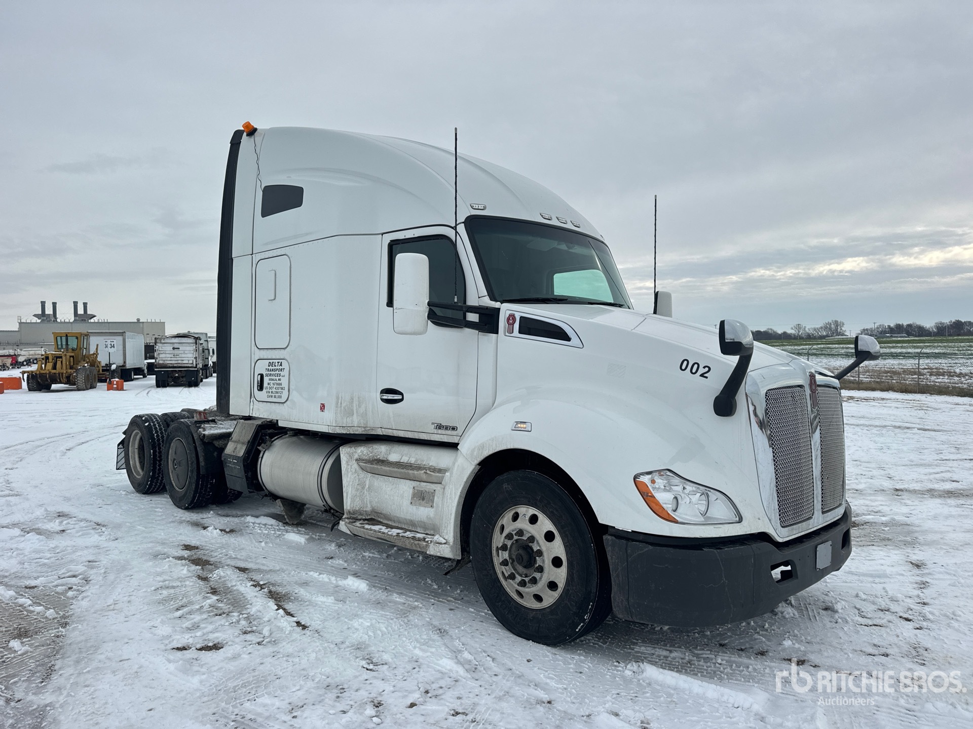 General Appearance with Picture, Right Front Corner